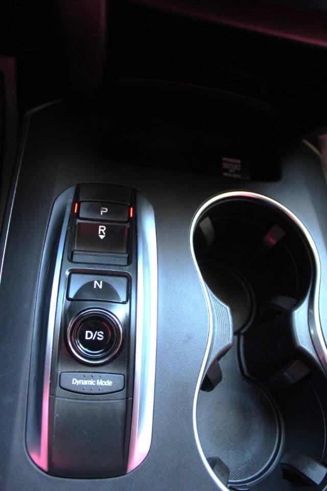 2018 Black Acura MDX SH-AWD 9-Spd AT w/Tech Package (5J8YD4H52JL) with an 3.5L V6 3.5L V6 engine, Automatic 9-Speed transmission, located at 4301 NW 39th , Oklahoma City, OK, 73112, (405) 949-5600, 35.512135, -97.598671 - NO DRIVERS LICENCE NO-FULL COVERAGE INSURANCE-NO CREDIT CHECK. COME ON OVER TO SUPERSPORTS AND TAKE A LOOK AND TEST DRIVE. PLEASE GIVE US A CALL AT (405) 949-5600. NO LICENSIA DE MANEJAR- NO SEGURO DE COBERTURA TOTAL- NO VERIFICACCION DE CREDITO. POR FAVOR VENGAN A SUPERSPORTS, ECHE UN - Photo#26