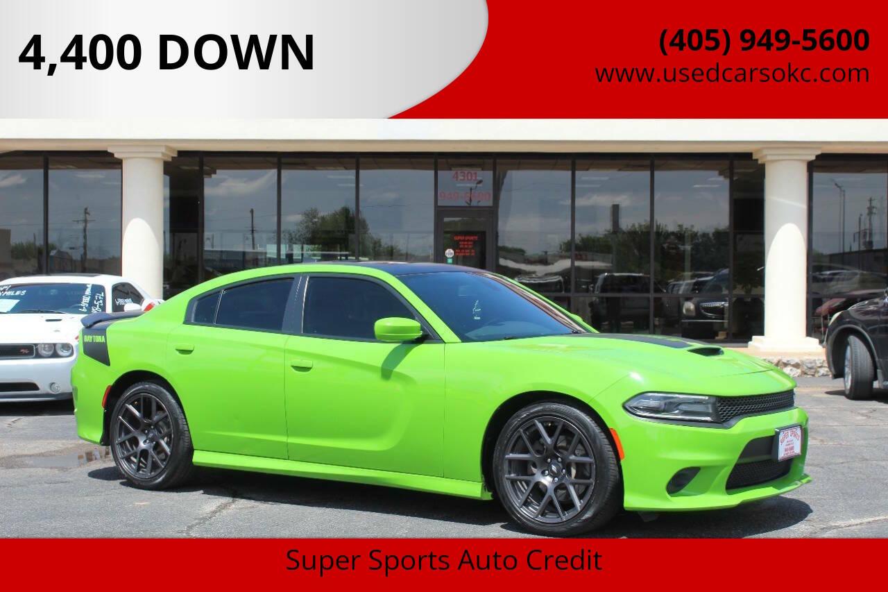 photo of 2017 Dodge Charger R/T