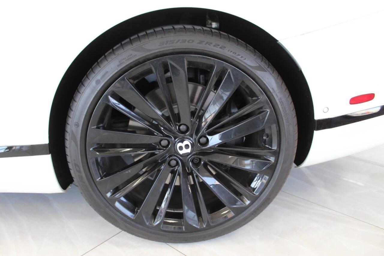 2023 White Bentley Continental GT Speed Coupe (SCBCT2ZG7PC) with an 4.0L V8 DOHC 32V engine, 8A transmission, located at 4301 NW 39th , Oklahoma City, OK, 73112, (405) 949-5600, 35.512135, -97.598671 - PERSONAL VEHICLE LAST FEW YEARS. it's one of a wife's few possessions that are considered toys looks and drives brand new its a must see. My name is Josh, and I own dealerships and finance companies here in Oklahoma. I have 27 years of experience buying and selling all makes and models of vehi - Photo#5