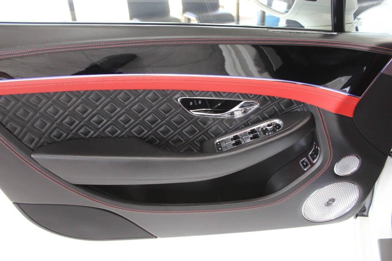 2023 White Bentley Continental GT Speed Coupe (SCBCT2ZG7PC) with an 4.0L V8 DOHC 32V engine, 8A transmission, located at 4301 NW 39th , Oklahoma City, OK, 73112, (405) 949-5600, 35.512135, -97.598671 - PERSONAL VEHICLE LAST FEW YEARS. it's one of a wife's few possessions that are considered toys looks and drives brand new its a must see. My name is Josh, and I own dealerships and finance companies here in Oklahoma. I have 27 years of experience buying and selling all makes and models of vehi - Photo#8