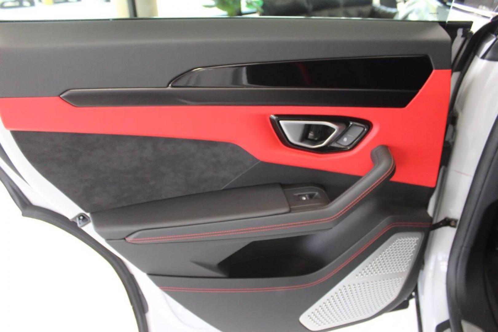 2023 Off White Lamborghini Urus S (ZPBUB3ZL4PL) with an 4.0L V8 DOHC 32V engine, 8A transmission, located at 4301 NW 39th , Oklahoma City, OK, 73112, (405) 949-5600, 35.512135, -97.598671 - it's one of a wife's few possessions that are considered toys looks and drives brand new its a must see. looks and drives brand new its a must see. under factory warranty. fresh oil. NO DRIVERS LICENCE NO-FULL COVERAGE INSURANCE-NO CREDIT CHECK. COME ON OVER TO SUPERSPORTS AND TAKE A LOOK AND - Photo#30