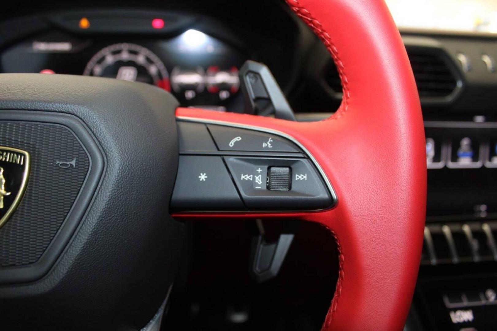 2023 Off White Lamborghini Urus S (ZPBUB3ZL4PL) with an 4.0L V8 DOHC 32V engine, 8A transmission, located at 4301 NW 39th , Oklahoma City, OK, 73112, (405) 949-5600, 35.512135, -97.598671 - it's one of a wife's few possessions that are considered toys looks and drives brand new its a must see. looks and drives brand new its a must see. under factory warranty. fresh oil. NO DRIVERS LICENCE NO-FULL COVERAGE INSURANCE-NO CREDIT CHECK. COME ON OVER TO SUPERSPORTS AND TAKE A LOOK AND - Photo#43