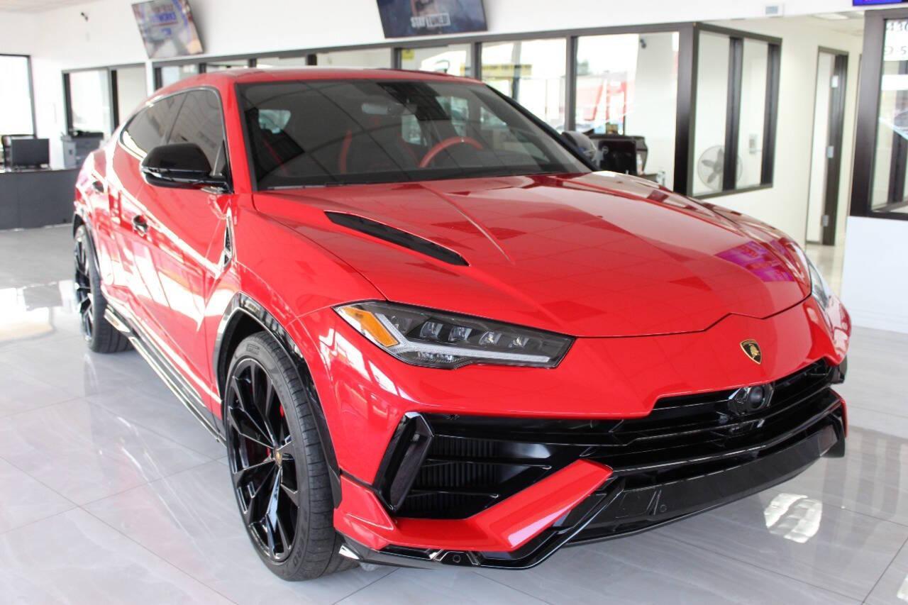 2023 Off White Lamborghini Urus S (ZPBUB3ZL4PL) with an 4.0L V8 DOHC 32V engine, 8A transmission, located at 4301 NW 39th , Oklahoma City, OK, 73112, (405) 949-5600, 35.512135, -97.598671 - it's one of a wife's few possessions that are considered toys looks and drives brand new its a must see. looks and drives brand new its a must see. My name is Josh, and I own dealerships and finance companies here in Oklahoma. I have 27 years of experience buying and selling all makes and mode - Photo#0