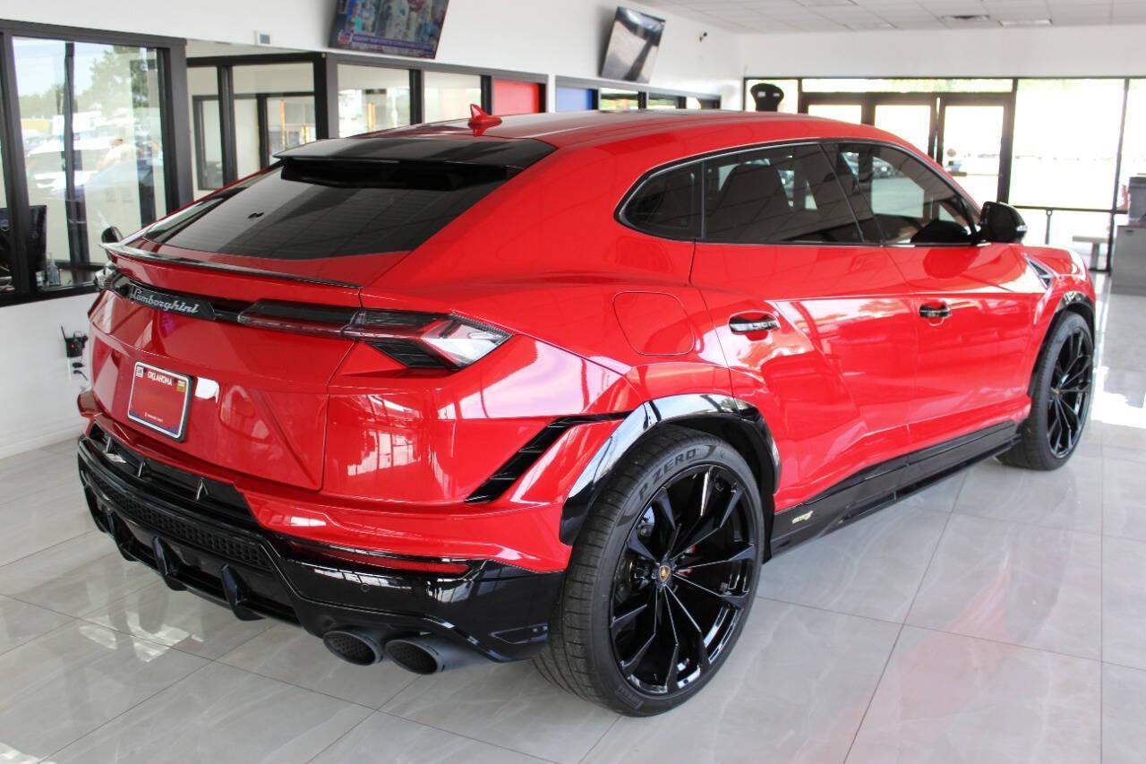 2023 Off White Lamborghini Urus S (ZPBUB3ZL4PL) with an 4.0L V8 DOHC 32V engine, 8A transmission, located at 4301 NW 39th , Oklahoma City, OK, 73112, (405) 949-5600, 35.512135, -97.598671 - it's one of a wife's few possessions that are considered toys looks and drives brand new its a must see. looks and drives brand new its a must see. My name is Josh, and I own dealerships and finance companies here in Oklahoma. I have 27 years of experience buying and selling all makes and mode - Photo#1