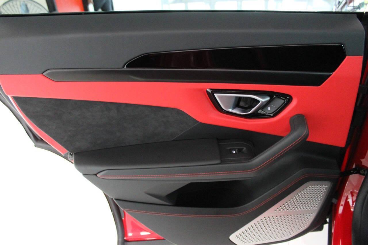 2023 Off White Lamborghini Urus S (ZPBUB3ZL4PL) with an 4.0L V8 DOHC 32V engine, 8A transmission, located at 4301 NW 39th , Oklahoma City, OK, 73112, (405) 949-5600, 35.512135, -97.598671 - it's one of a wife's few possessions that are considered toys looks and drives brand new its a must see. looks and drives brand new its a must see. My name is Josh, and I own dealerships and finance companies here in Oklahoma. I have 27 years of experience buying and selling all makes and mode - Photo#22