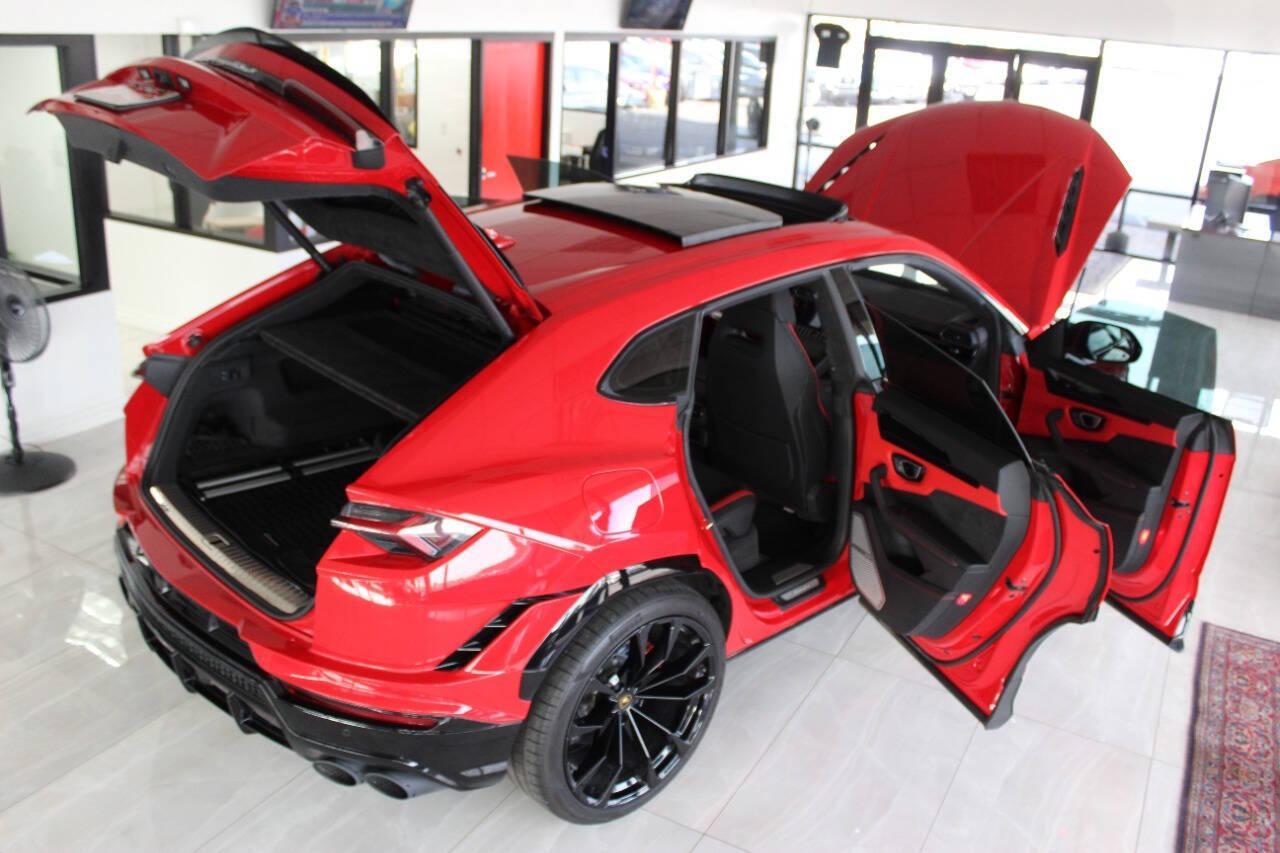 2023 Off White Lamborghini Urus S (ZPBUB3ZL4PL) with an 4.0L V8 DOHC 32V engine, 8A transmission, located at 4301 NW 39th , Oklahoma City, OK, 73112, (405) 949-5600, 35.512135, -97.598671 - it's one of a wife's few possessions that are considered toys looks and drives brand new its a must see. looks and drives brand new its a must see. My name is Josh, and I own dealerships and finance companies here in Oklahoma. I have 27 years of experience buying and selling all makes and mode - Photo#36