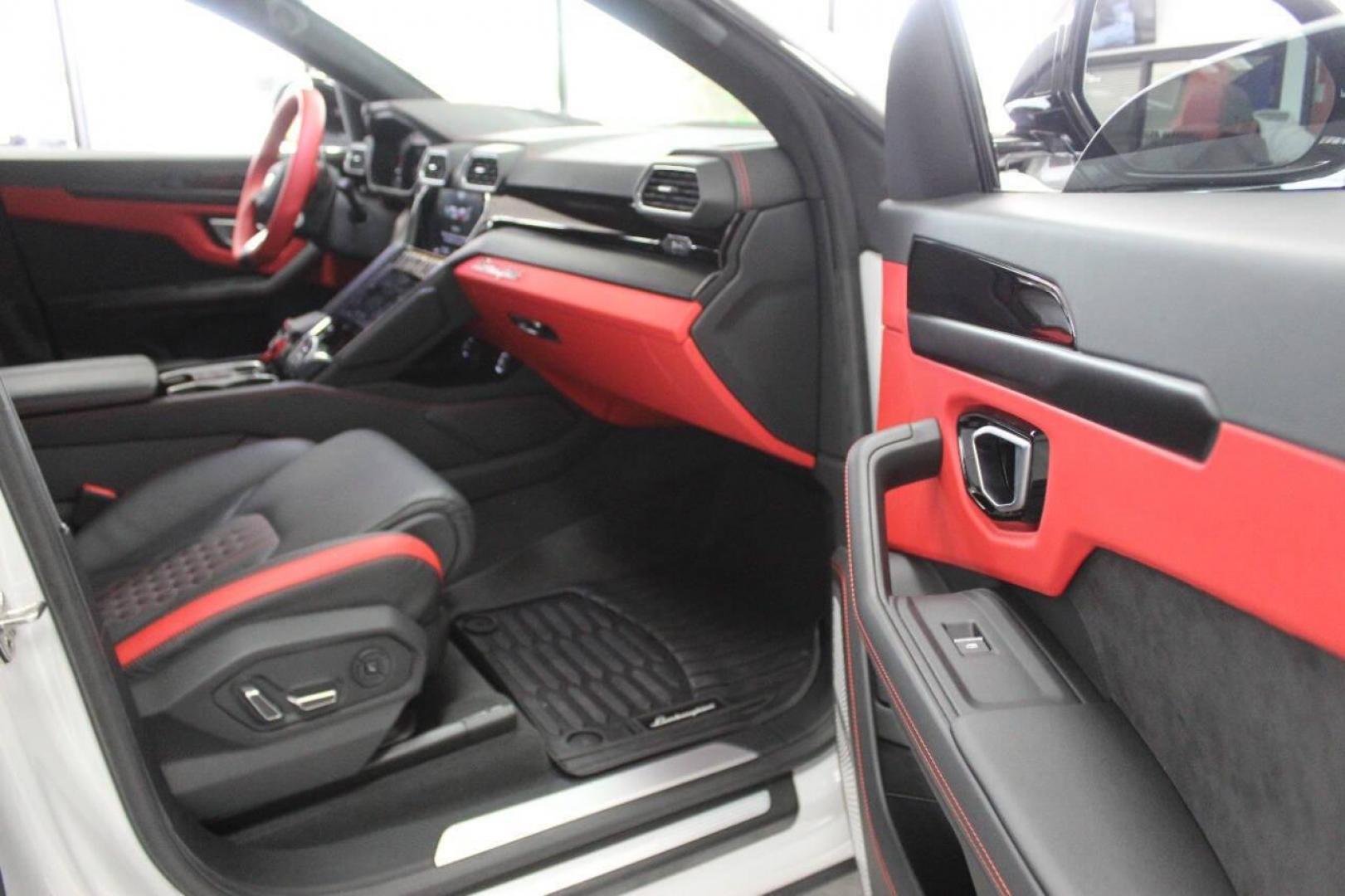 2023 Off White Lamborghini Urus S (ZPBUB3ZL4PL) with an 4.0L V8 DOHC 32V engine, 8A transmission, located at 4301 NW 39th , Oklahoma City, OK, 73112, (405) 949-5600, 35.512135, -97.598671 - it's one of a wife's few possessions that are considered toys looks and drives brand new its a must see. looks and drives brand new its a must see. under factory warranty. fresh oil. NO DRIVERS LICENCE NO-FULL COVERAGE INSURANCE-NO CREDIT CHECK. COME ON OVER TO SUPERSPORTS AND TAKE A LOOK AND - Photo#13