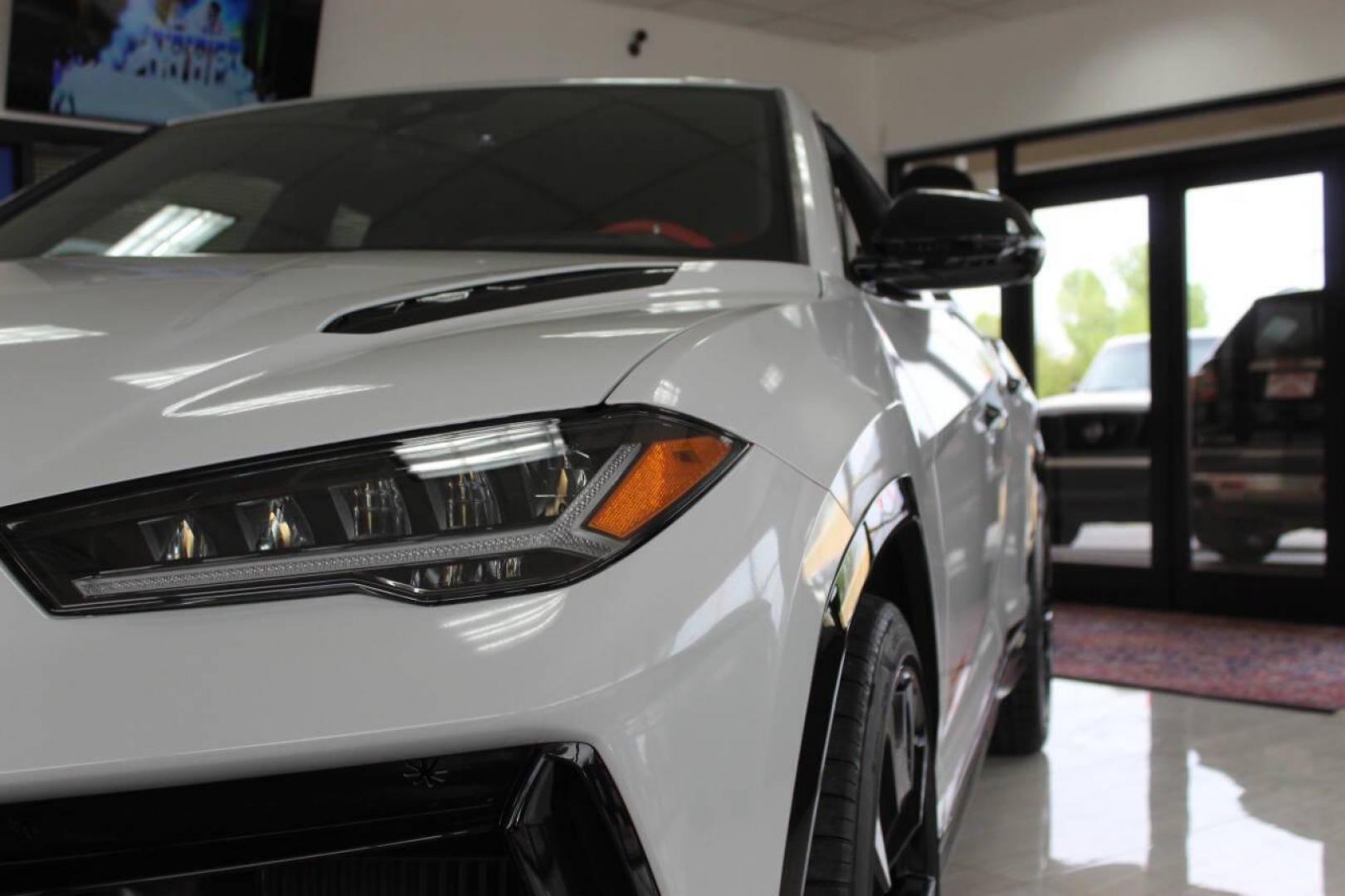 2023 Off White Lamborghini Urus S (ZPBUB3ZL4PL) with an 4.0L V8 DOHC 32V engine, 8A transmission, located at 4301 NW 39th , Oklahoma City, OK, 73112, (405) 949-5600, 35.512135, -97.598671 - it's one of a wife's few possessions that are considered toys looks and drives brand new its a must see. looks and drives brand new its a must see. under factory warranty. fresh oil. NO DRIVERS LICENCE NO-FULL COVERAGE INSURANCE-NO CREDIT CHECK. COME ON OVER TO SUPERSPORTS AND TAKE A LOOK AND - Photo#48