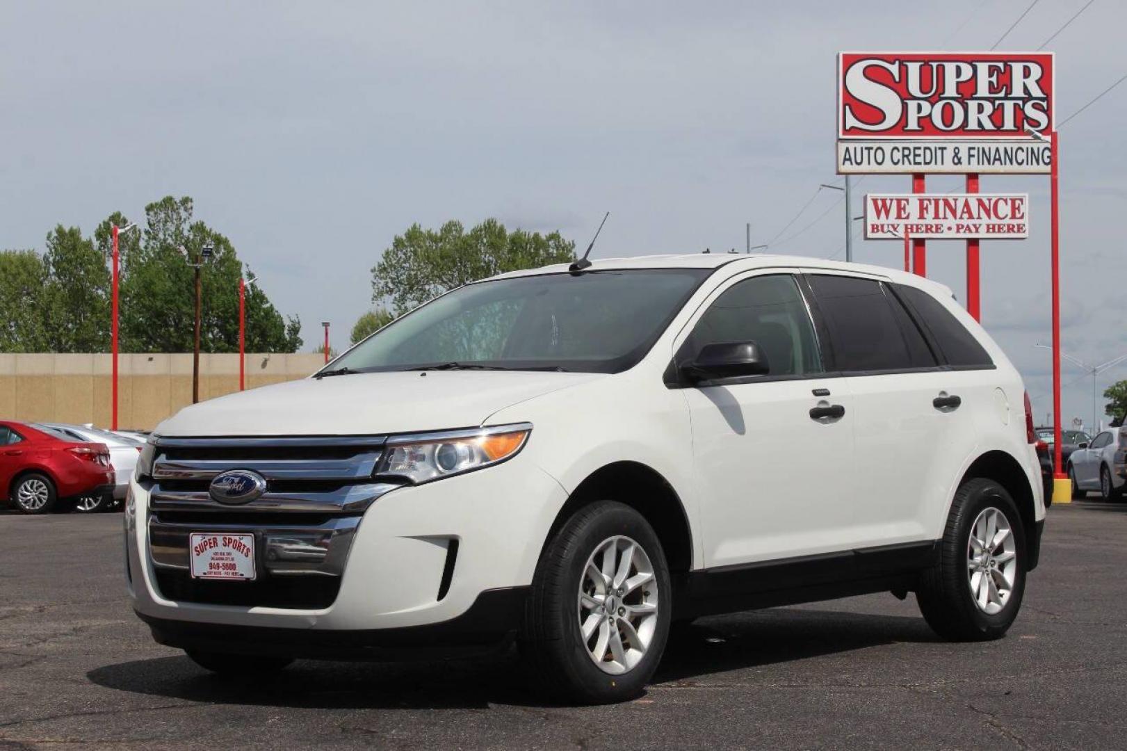 2013 White Ford Edge SE FWD (2FMDK3GC8DB) with an 3.5L V6 DOHC 24V engine, 6-Speed Automatic transmission, located at 4301 NW 39th , Oklahoma City, OK, 73112, (405) 949-5600, 35.512135, -97.598671 - NO DRIVERS LICENCE NO-FULL COVERAGE INSURANCE-NO CREDIT CHECK. COME ON OVER TO SUPERSPORTS AND TAKE A LOOK AND TEST DRIVE. PLEASE GIVE US A CALL AT (405) 949-5600. NO LICENSIA DE MANEJAR- NO SEGURO DE COBERTURA TOTAL- NO VERIFICACCION DE CREDITO. POR FAVOR VENGAN A SUPERSPORTS, - Photo#7