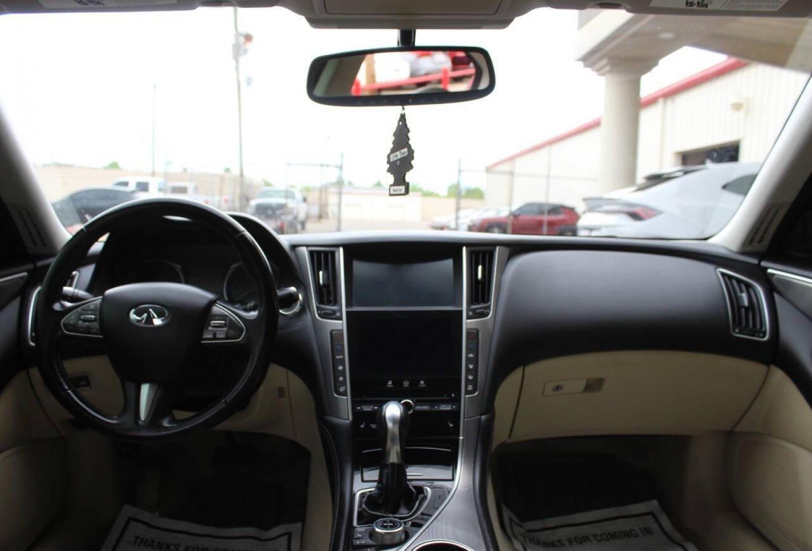 2014 Burgundy Infiniti Q50 Premium (JN1BV7AP2EM) with an 3.7L V6 DOHC 24V HYBRID engine, 7-Speed Automatic transmission, located at 4301 NW 39th , Oklahoma City, OK, 73112, (405) 949-5600, 35.512135, -97.598671 - NO DRIVERS LICENCE NO-FULL COVERAGE INSURANCE-NO CREDIT CHECK. COME ON OVER TO SUPERSPORTS AND TAKE A LOOK AND TEST DRIVE. PLEASE GIVE US A CALL AT (405) 949-5600. NO LICENSIA DE MANEJAR- NO SEGURO DE COBERTURA TOTAL- NO VERIFICACCION DE CREDITO. POR FAVOR VENGAN A SUPERSPORTS, ECHE UN - Photo#18