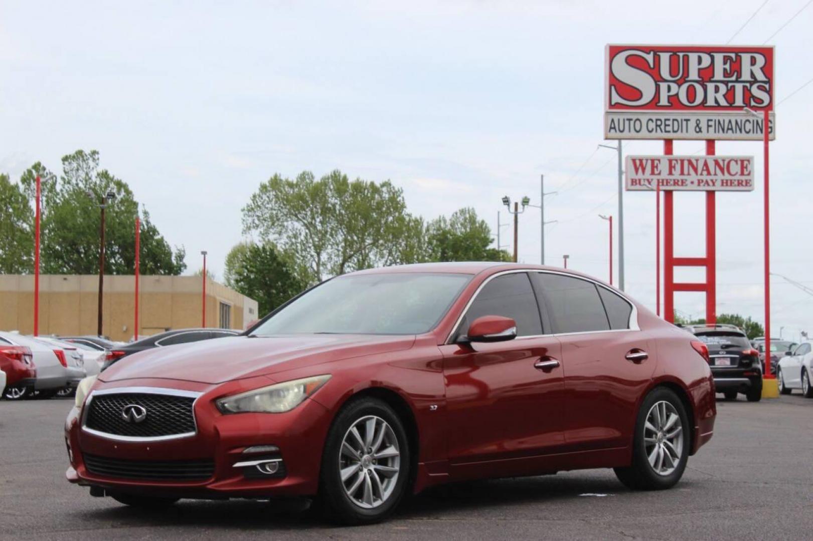 2014 Burgundy Infiniti Q50 Premium (JN1BV7AP2EM) with an 3.7L V6 DOHC 24V HYBRID engine, 7-Speed Automatic transmission, located at 4301 NW 39th , Oklahoma City, OK, 73112, (405) 949-5600, 35.512135, -97.598671 - NO DRIVERS LICENCE NO-FULL COVERAGE INSURANCE-NO CREDIT CHECK. COME ON OVER TO SUPERSPORTS AND TAKE A LOOK AND TEST DRIVE. PLEASE GIVE US A CALL AT (405) 949-5600. NO LICENSIA DE MANEJAR- NO SEGURO DE COBERTURA TOTAL- NO VERIFICACCION DE CREDITO. POR FAVOR VENGAN A SUPERSPORTS, ECHE UN - Photo#7