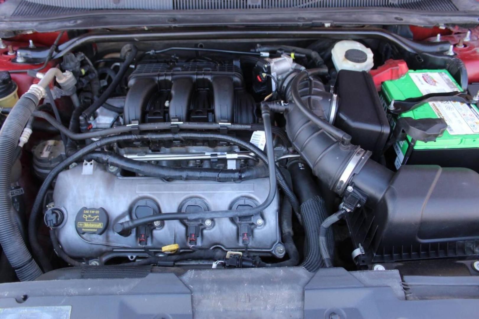 2012 Red Ford Taurus SEL FWD (1FAHP2EW6CG) with an 3.5L V6 DOHC 24V engine, 6-Speed Automatic transmission, located at 4301 NW 39th , Oklahoma City, OK, 73112, (405) 949-5600, 35.512135, -97.598671 - NO DRIVERS LICENCE NO-FULL COVERAGE INSURANCE-NO CREDIT CHECK. COME ON OVER TO SUPERSPORTS AND TAKE A LOOK AND TEST DRIVE. PLEASE GIVE US A CALL AT (405) 949-5600. NO LICENSIA DE MANEJAR- NO SEGURO DE COBERTURA TOTAL- NO VERIFICACCION DE CREDITO. POR FAVOR VENGAN A SUPERSPORTS, ECHE UN - Photo#8