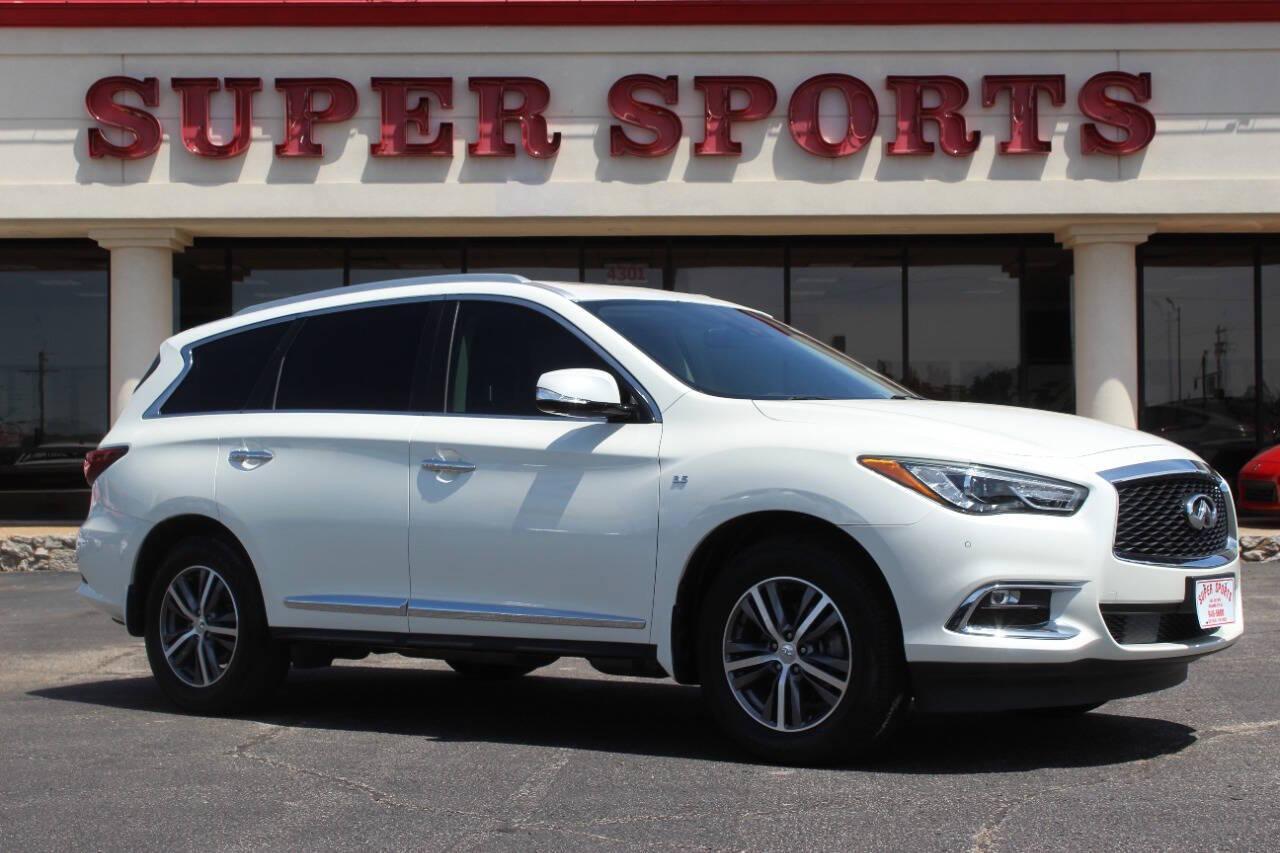 2020 White Infiniti QX60 PURE (5N1DL0MN4LC) with an 3.5L V6 DOHC 24V engine, CVT transmission, located at 4301 NW 39th , Oklahoma City, OK, 73112, (405) 949-5600, 35.512135, -97.598671 - NO DRIVERS LICENCE -NO FULL COVERAGE INSURANCE - NO CREDIT CHECK. COME ON OVER TO SUPERSPORTS, TAKE A LOOK AND TEST DRIVE. PLEASE GIVE US A CALL AT (405) 949-5600. NO LICENCIA DE CONDUCIR - NO SEGURO DE COBERTURA TOTAL - NO VERIFICACION DE CREDITO. VISITENOS EN SUPERSPORTS, MIRE NUESTRO - Photo#0