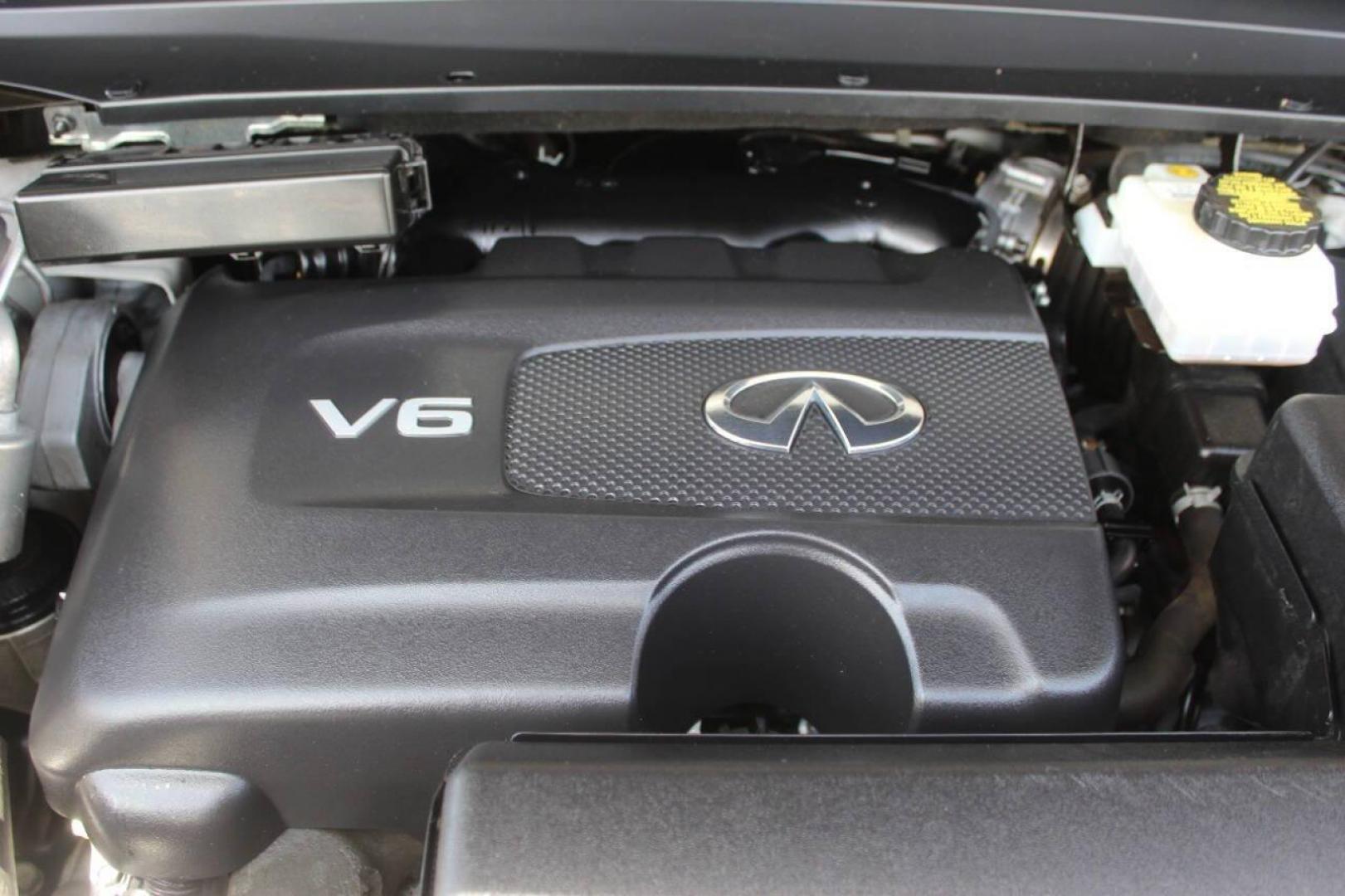 2020 White Infiniti QX60 PURE (5N1DL0MN4LC) with an 3.5L V6 DOHC 24V engine, CVT transmission, located at 4301 NW 39th , Oklahoma City, OK, 73112, (405) 949-5600, 35.512135, -97.598671 - Photo#7