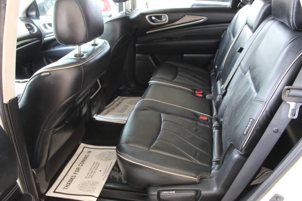 2020 White Infiniti QX60 PURE (5N1DL0MN4LC) with an 3.5L V6 DOHC 24V engine, CVT transmission, located at 4301 NW 39th , Oklahoma City, OK, 73112, (405) 949-5600, 35.512135, -97.598671 - NO DRIVERS LICENCE -NO FULL COVERAGE INSURANCE - NO CREDIT CHECK. COME ON OVER TO SUPERSPORTS, TAKE A LOOK AND TEST DRIVE. PLEASE GIVE US A CALL AT (405) 949-5600. NO LICENCIA DE CONDUCIR - NO SEGURO DE COBERTURA TOTAL - NO VERIFICACION DE CREDITO. VISITENOS EN SUPERSPORTS, MIRE NUESTRO - Photo#14