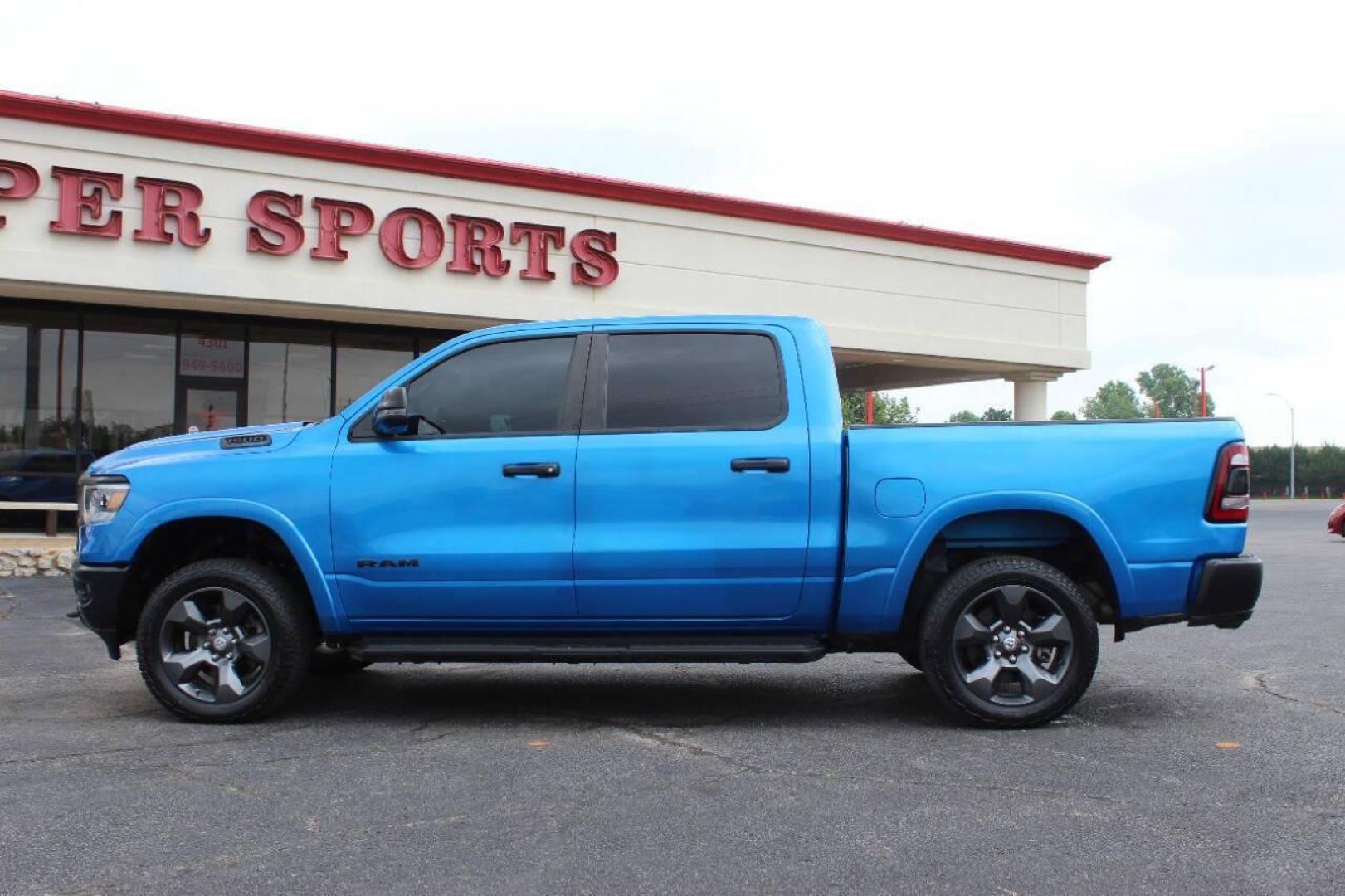 2023 Blue RAM 1500 Big Horn Crew Cab SWB 4WD (1C6SRFFT1PN) with an 5.7L V8 OHV 16V engine, 8A transmission, located at 4301 NW 39th , Oklahoma City, OK, 73112, (405) 949-5600, 35.512135, -97.598671 - NO DRIVERS LICENCE NO - FULL COVERAGE INSURANCE - NO CREDIT CHECK. COME ON OVER TO SUPERSPORTS AND TAKE A LOOK AND TEST DRIVE . PLEASE GIVE US A CALL AT (405) 949-5600. NO LICENCIA DE MANEJAR - NO SEGURO DE COBERTURA TOTAL - NO VERIFICACION DE CREDITO. POR FAVOR VENGAN A SUPERSPORTS, EC - Photo#6