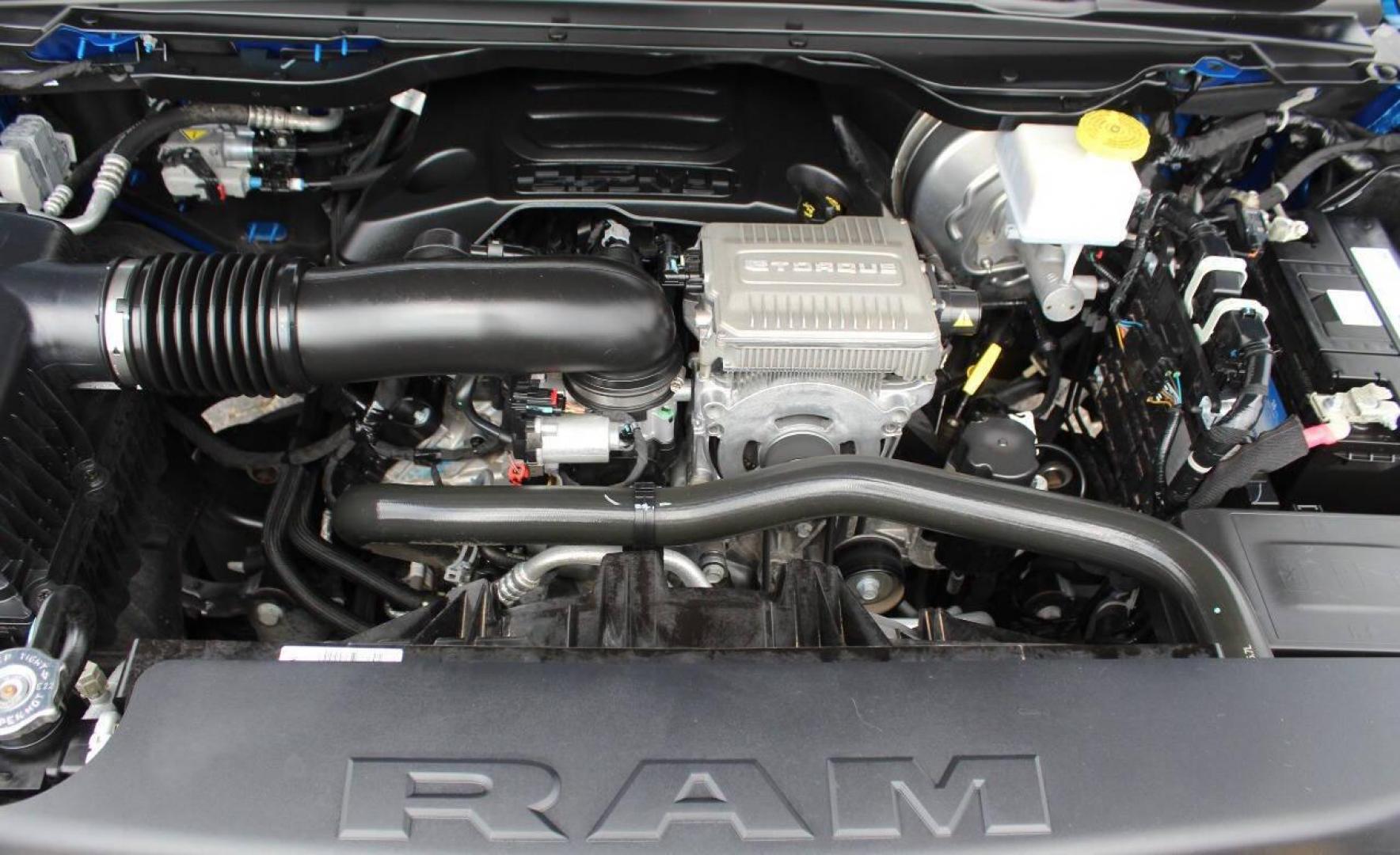 2023 Blue RAM 1500 Big Horn Crew Cab SWB 4WD (1C6SRFFT1PN) with an 5.7L V8 OHV 16V engine, 8A transmission, located at 4301 NW 39th , Oklahoma City, OK, 73112, (405) 949-5600, 35.512135, -97.598671 - NO DRIVERS LICENCE NO - FULL COVERAGE INSURANCE - NO CREDIT CHECK. COME ON OVER TO SUPERSPORTS AND TAKE A LOOK AND TEST DRIVE . PLEASE GIVE US A CALL AT (405) 949-5600. NO LICENCIA DE MANEJAR - NO SEGURO DE COBERTURA TOTAL - NO VERIFICACION DE CREDITO. POR FAVOR VENGAN A SUPERSPORTS, EC - Photo#8
