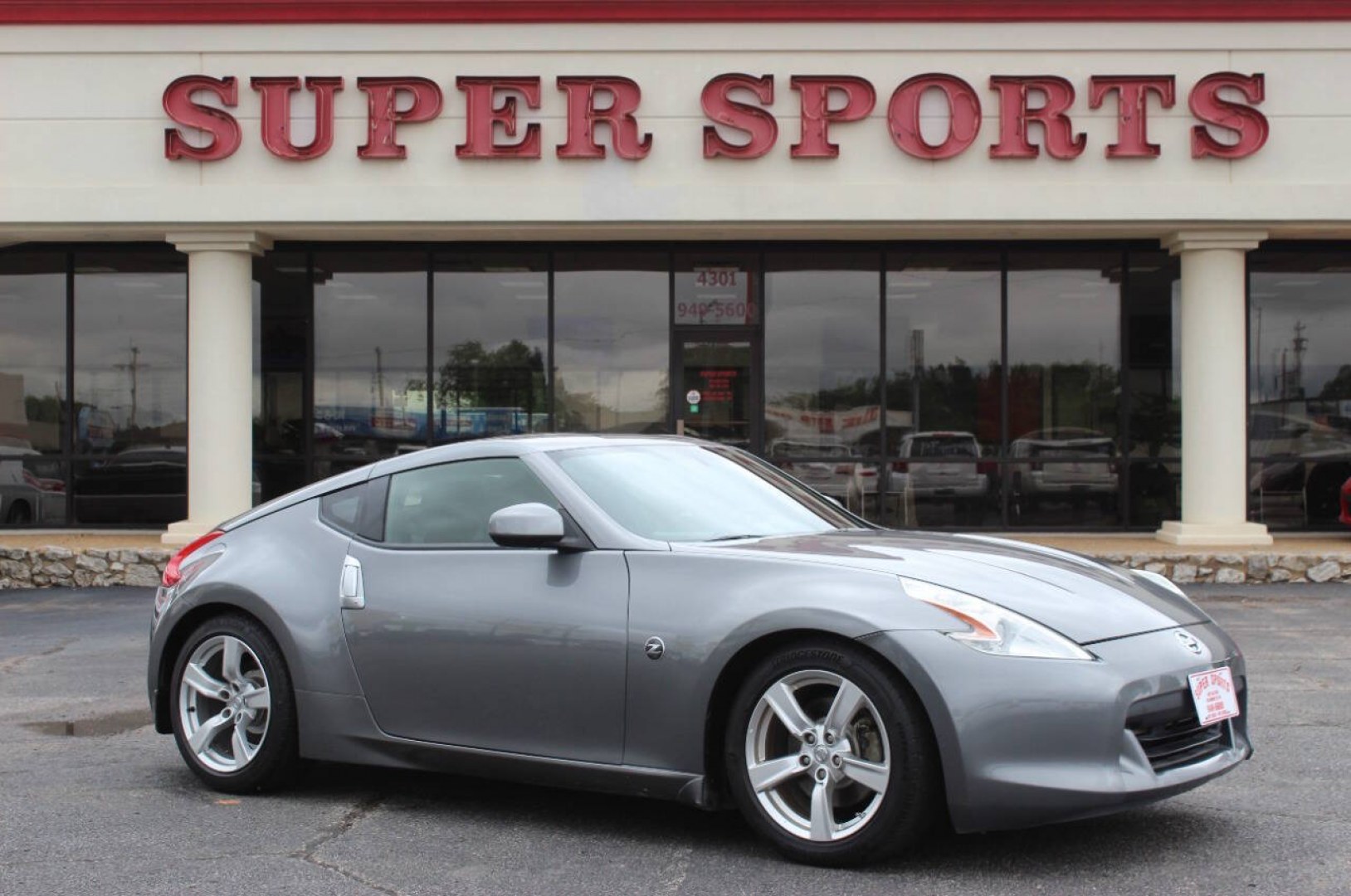 2011 Gray Nissan 370Z 370Z Coupe (JN1AZ4EHXBM) with an 3.7L V6 3.7L V6 engine, Automatic 7-Speed transmission, located at 4301 NW 39th , Oklahoma City, OK, 73112, (405) 949-5600, 35.512135, -97.598671- Photo#0