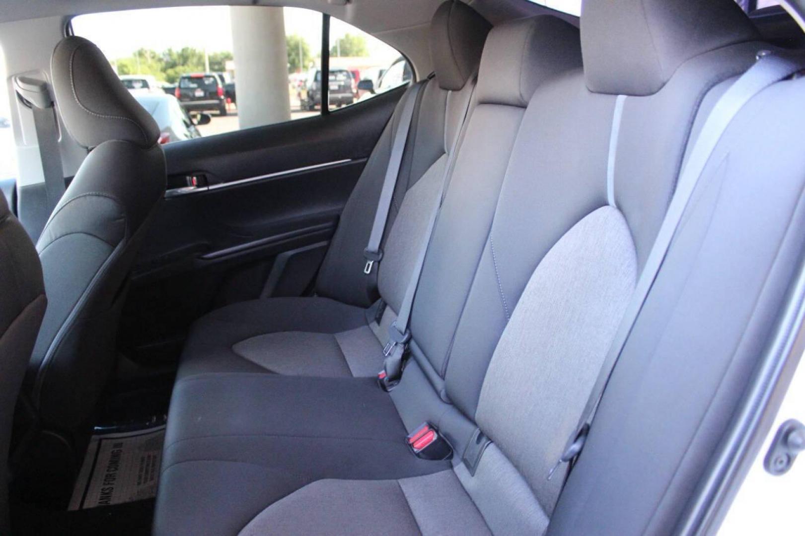 2021 White Toyota Camry LE (4T1C11AK9MU) with an 2.5L L4 DOHC 16V engine, 8A transmission, located at 4301 NW 39th , Oklahoma City, OK, 73112, (405) 949-5600, 35.512135, -97.598671 - NO DRIVERS LICENCE NO-FULL COVERAGE INSURANCE-NO CREDIT CHECK. COME ON OVER TO SUPERSPORTS AND TAKE A LOOK AND TEST DRIVE. PLEASE GIVE US A CALL AT (405) 949-5600. NO LICENSIA DE MANEJAR- NO SEGURO DE COBERTURA TOTAL- NO VERIFICACCION DE CREDITO. POR FAVOR VENGAN A SUPERSPORTS, ECHE UN - Photo#13