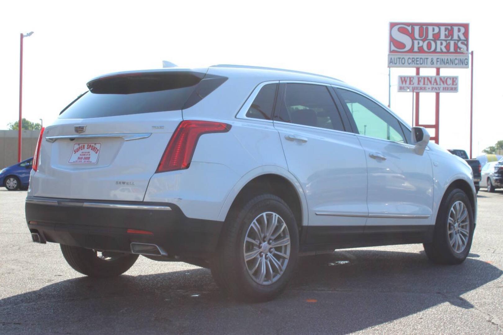 2019 White Cadillac XT5 Luxury (1GYKNCRS1KZ) with an 3.6L V6 3.6L V6 engine, Automatic 8-Speed transmission, located at 4301 NW 39th , Oklahoma City, OK, 73112, (405) 949-5600, 35.512135, -97.598671 - Hablamos espanol. SPEND SMART --- BUY FROM SUPER SPORTS. ALL PRICES, DOWN PAYMENTS, PAYMENTS, AND FINANCE TERMS ARE NEGOTIABLE AT THE TIME OF APPROVAL. WE WILL WORK WITH YOU TO FIT YOUR BUDGET. WE WILL EVEN LOWER AND ADJUST THE NUMBERS TO HELP MAKE THE VEHICLE MORE AFFORDABLE FOR YOU.- Photo#3
