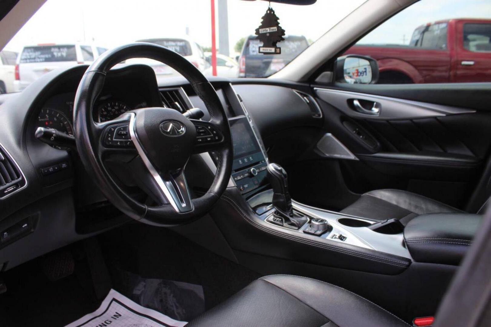 2021 White Infiniti Q50 3.0t Luxe (JN1EV7BP9MM) with an 3.0L V6 DOHC 24V TURBO engine, 7A transmission, located at 4301 NW 39th , Oklahoma City, OK, 73112, (405) 949-5600, 35.512135, -97.598671 - NO DRIVERS LICENCE NO-FULL COVERAGE INSURANCE-NO CREDIT CHECK. COME ON OVER TO SUPERSPORTS AND TAKE A LOOK AND TEST DRIVE. PLEASE GIVE US A CALL AT (405) 949-5600. NO LICENSIA DE MANEJAR- NO SEGURO DE COBERTURA TOTAL- NO VERIFICACCION DE CREDITO. POR FAVOR VENGAN A SUPERSPORTS, ECHE UN - Photo#13