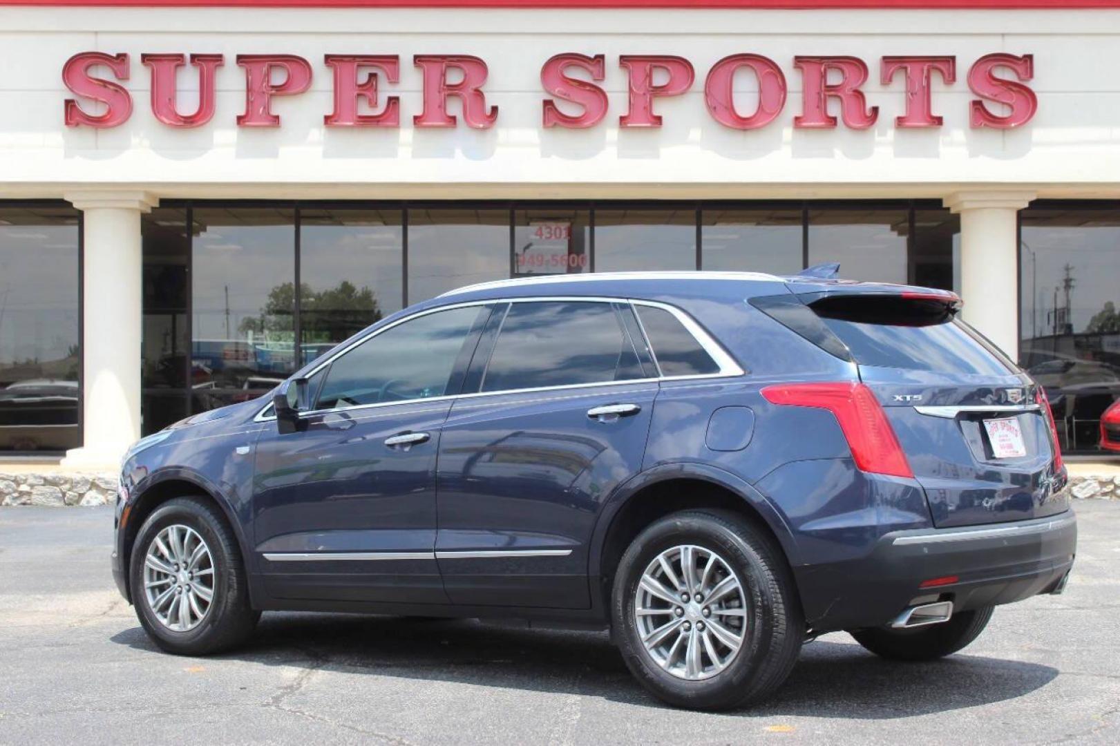 2018 Blue Cadillac XT5 Luxury (1GYKNCRS4JZ) with an 3.6L V6 DOHC 24V engine, 8A transmission, located at 4301 NW 39th , Oklahoma City, OK, 73112, (405) 949-5600, 35.512135, -97.598671 - NO DRIVERS LICENCE NO-FULL COVERAGE INSURANCE-NO CREDIT CHECK. COME ON OVER TO SUPERSPORTS AND TAKE A LOOK AND TEST DRIVE. PLEASE GIVE US A CALL AT (405) 949-5600. NO LICENSIA DE MANEJAR- NO SEGURO DE COBERTURA TOTAL- NO VERIFICACCION DE CREDITO. POR FAVOR VENGAN A SUPERSPORTS, ECHE UN - Photo#5