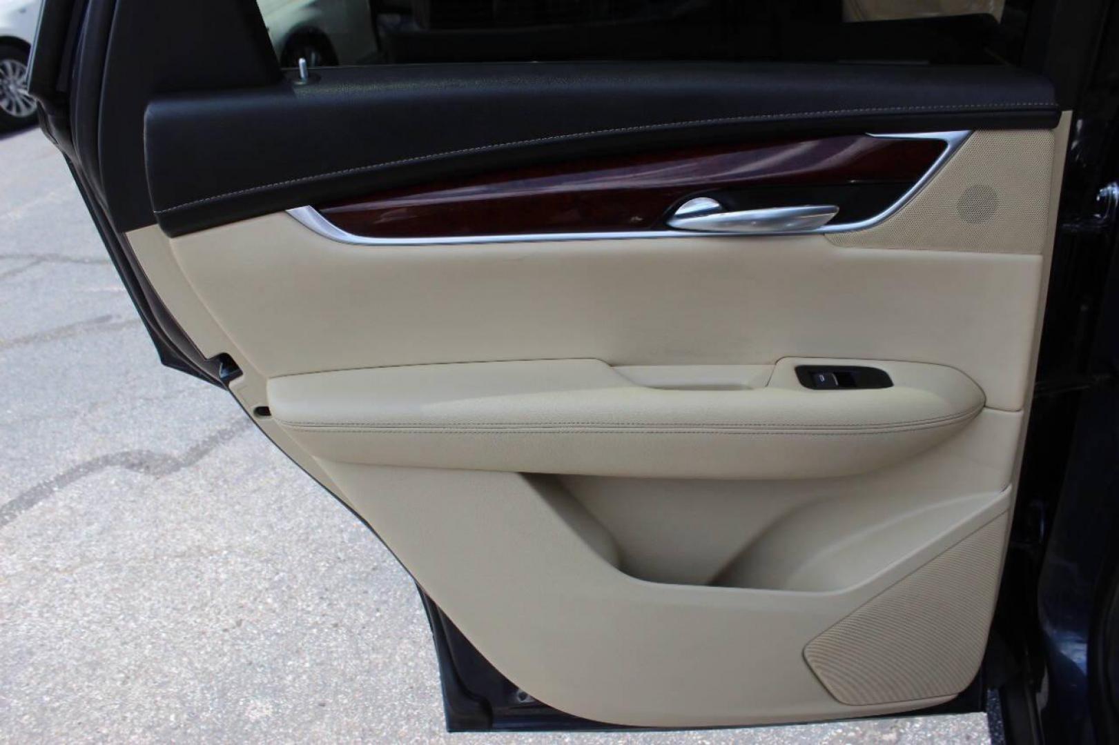 2018 Blue Cadillac XT5 Luxury (1GYKNCRS4JZ) with an 3.6L V6 DOHC 24V engine, 8A transmission, located at 4301 NW 39th , Oklahoma City, OK, 73112, (405) 949-5600, 35.512135, -97.598671 - NO DRIVERS LICENCE NO-FULL COVERAGE INSURANCE-NO CREDIT CHECK. COME ON OVER TO SUPERSPORTS AND TAKE A LOOK AND TEST DRIVE. PLEASE GIVE US A CALL AT (405) 949-5600. NO LICENSIA DE MANEJAR- NO SEGURO DE COBERTURA TOTAL- NO VERIFICACCION DE CREDITO. POR FAVOR VENGAN A SUPERSPORTS, ECHE UN - Photo#15