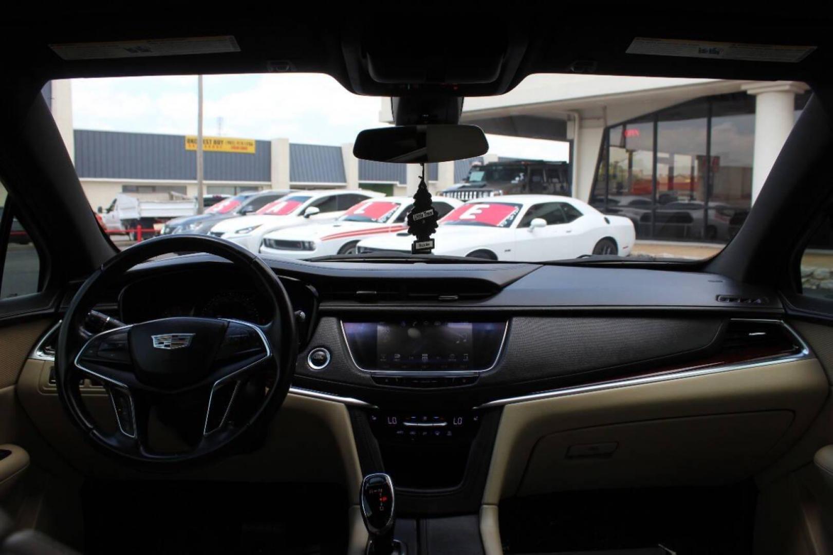 2018 Blue Cadillac XT5 Luxury (1GYKNCRS4JZ) with an 3.6L V6 DOHC 24V engine, 8A transmission, located at 4301 NW 39th , Oklahoma City, OK, 73112, (405) 949-5600, 35.512135, -97.598671 - NO DRIVERS LICENCE NO-FULL COVERAGE INSURANCE-NO CREDIT CHECK. COME ON OVER TO SUPERSPORTS AND TAKE A LOOK AND TEST DRIVE. PLEASE GIVE US A CALL AT (405) 949-5600. NO LICENSIA DE MANEJAR- NO SEGURO DE COBERTURA TOTAL- NO VERIFICACCION DE CREDITO. POR FAVOR VENGAN A SUPERSPORTS, ECHE UN - Photo#18
