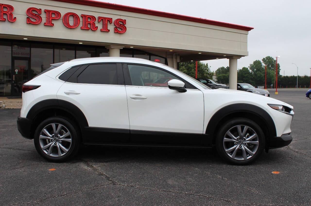 2023 White Mazda CX-30 Preferred AWD (3MVDMBCM1PM) with an 2.5L L4 DOHC 16V engine, 6A transmission, located at 4301 NW 39th , Oklahoma City, OK, 73112, (405) 949-5600, 35.512135, -97.598671 - NO DRIVERS LICENCE -NO FULL COVERAGE INSURANCE - NO CREDIT CHECK. COME ON OVER TO SUPERSPORTS, TAKE A LOOK AND TEST DRIVE. PLEASE GIVE US A CALL AT (405) 949-5600. NO LICENCIA DE CONDUCIR - NO SEGURO DE COBERTURA TOTAL - NO VERIFICACION DE CREDITO. VISITENOS EN SUPERSPORTS, MIRE NUESTRO - Photo#2