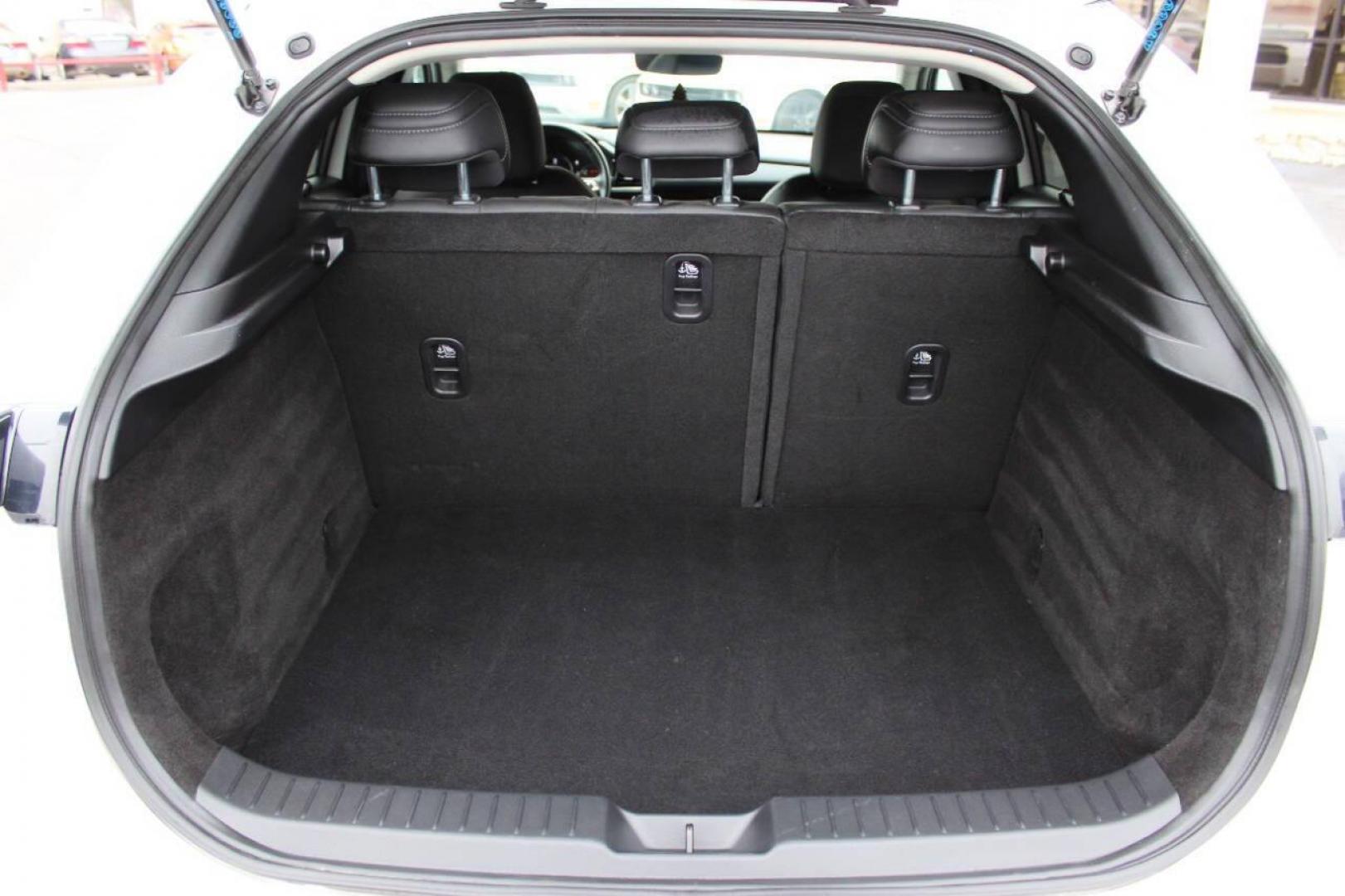 2023 White Mazda CX-30 Preferred AWD (3MVDMBCM1PM) with an 2.5L L4 DOHC 16V engine, 6A transmission, located at 4301 NW 39th , Oklahoma City, OK, 73112, (405) 949-5600, 35.512135, -97.598671 - NO DRIVERS LICENCE NO - FULL COVERAGE INSURANCE - NO CREDIT CHECK. COME ON OVER TO SUPERSPORTS AND TAKE A LOOK AND TEST DRIVE . PLEASE GIVE US A CALL AT (405) 949-5600. NO LICENCIA DE MANEJAR - NO SEGURO DE COBERTURA TOTAL - NO VERIFICACION DE CREDITO. POR FAVOR VENGAN A SUPERSPORTS, ECHE - Photo#13