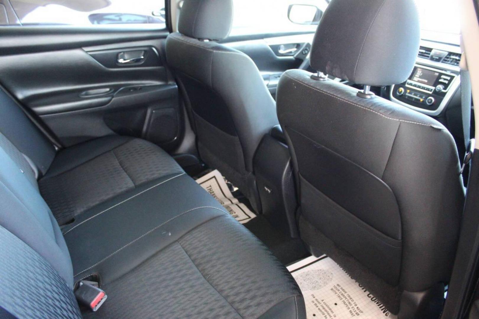2017 Black Nissan Altima 2.5 S (1N4AL3AP8HN) with an 2.5L L4 DOHC 16V engine, CVT transmission, located at 4301 NW 39th , Oklahoma City, OK, 73112, (405) 949-5600, 35.512135, -97.598671 - NO DRIVERS LICENCE -NO FULL COVERAGE INSURANCE - NO CREDIT CHECK. COME ON OVER TO SUPERSPORTS, TAKE A LOOK AND TEST DRIVE. PLEASE GIVE US A CALL AT (405) 949-5600. NO LICENCIA DE CONDUCIR - NO SEGURO DE COBERTURA TOTAL - NO VERIFICACION DE CREDITO. VISITENOS EN SUPERSPORTS, MIRE NUESTRO - Photo#11