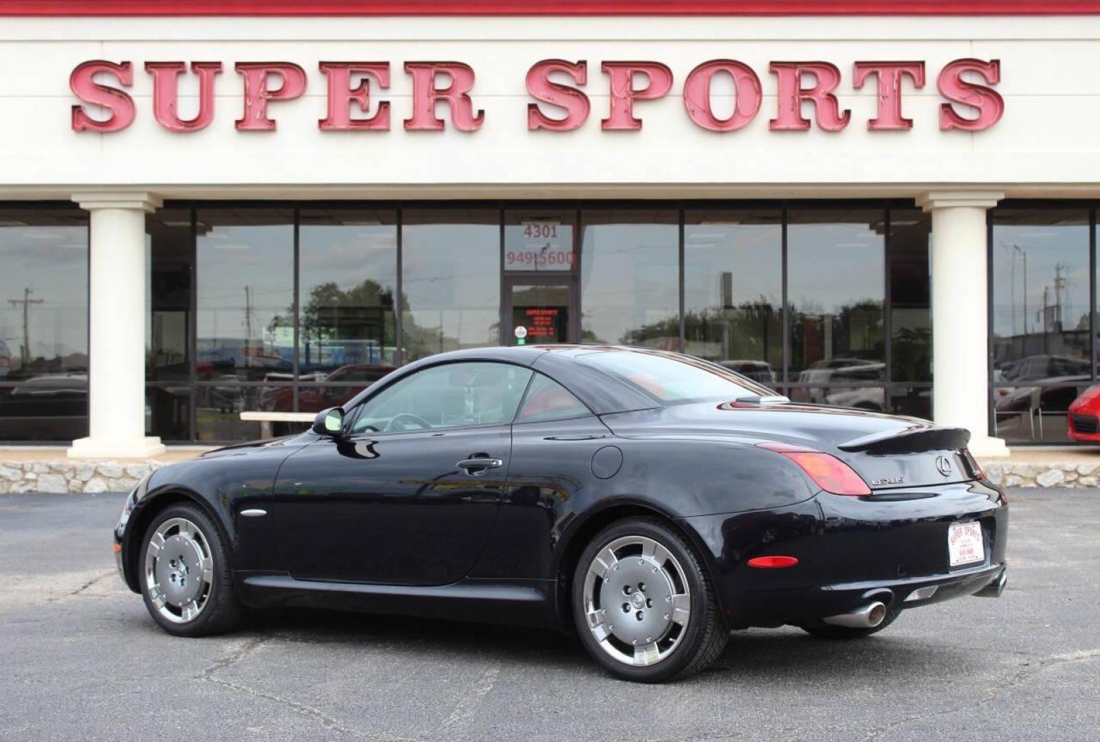2005 Black Lexus SC 430 Convertible (JTHFN48YX50) with an 4.3L V8 DOHC 32V engine, 5-Speed Automatic Overdrive transmission, located at 4301 NW 39th , Oklahoma City, OK, 73112, (405) 949-5600, 35.512135, -97.598671 - NO DRIVERS LICENCE -NO FULL COVERAGE INSURANCE - NO CREDIT CHECK. COME ON OVER TO SUPERSPORTS, TAKE A LOOK AND TEST DRIVE . PLEASE GIVE US A CALL AT (405) 949-5600. NO LICENCIA DE CONDUCIR - NO SEGURO DE COBERTURA TOTAL - NO VERIFICACION DE CREDITO. VISITENOS EN SUPERSPORTS, MIRE NUESTR - Photo#5