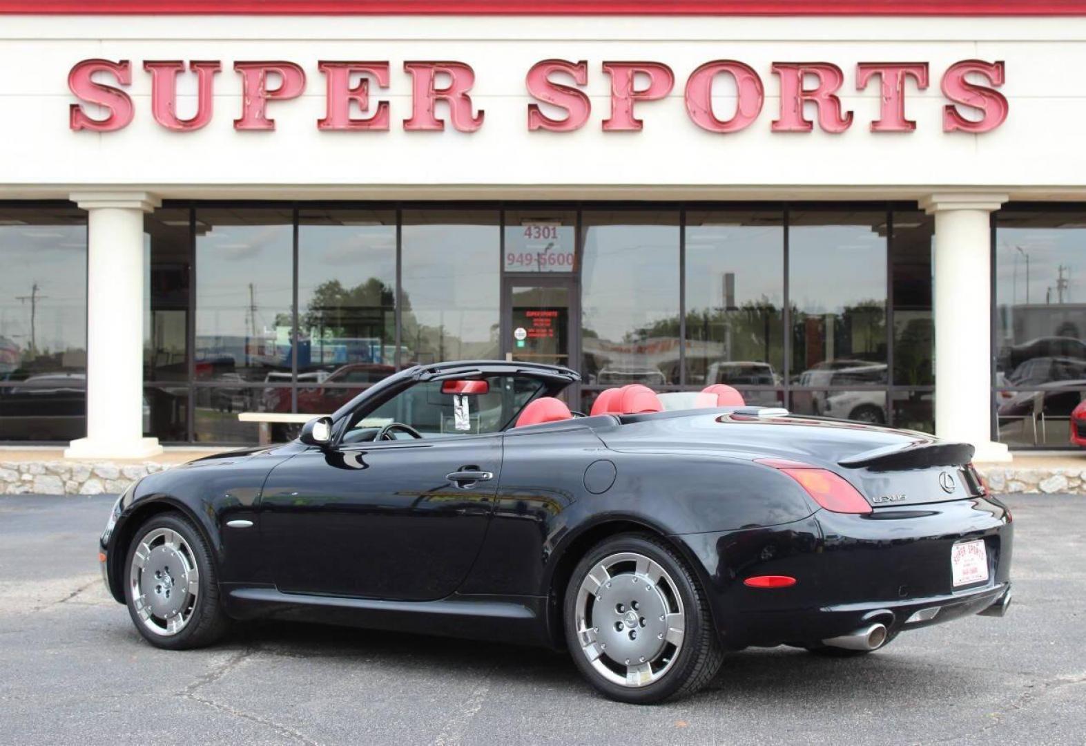 2005 Black Lexus SC 430 Convertible (JTHFN48YX50) with an 4.3L V8 DOHC 32V engine, 5-Speed Automatic Overdrive transmission, located at 4301 NW 39th , Oklahoma City, OK, 73112, (405) 949-5600, 35.512135, -97.598671 - NO DRIVERS LICENCE -NO FULL COVERAGE INSURANCE - NO CREDIT CHECK. COME ON OVER TO SUPERSPORTS, TAKE A LOOK AND TEST DRIVE . PLEASE GIVE US A CALL AT (405) 949-5600. NO LICENCIA DE CONDUCIR - NO SEGURO DE COBERTURA TOTAL - NO VERIFICACION DE CREDITO. VISITENOS EN SUPERSPORTS, MIRE NUESTR - Photo#8