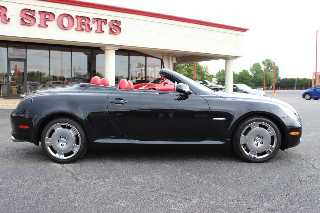 2005 Black Lexus SC 430 Convertible (JTHFN48YX50) with an 4.3L V8 4.3L V8 engine, Automatic 5-Speed transmission, located at 4301 NW 39th , Oklahoma City, OK, 73112, (405) 949-5600, 35.512135, -97.598671 - NO DRIVERS LICENCE -NO FULL COVERAGE INSURANCE - NO CREDIT CHECK. COME ON OVER TO SUPERSPORTS, TAKE A LOOK AND TEST DRIVE . PLEASE GIVE US A CALL AT (405) 949-5600. NO LICENCIA DE CONDUCIR - NO SEGURO DE COBERTURA TOTAL - NO VERIFICACION DE CREDITO. VISITENOS EN SUPERSPORTS, MIRE NUESTR - Photo#10