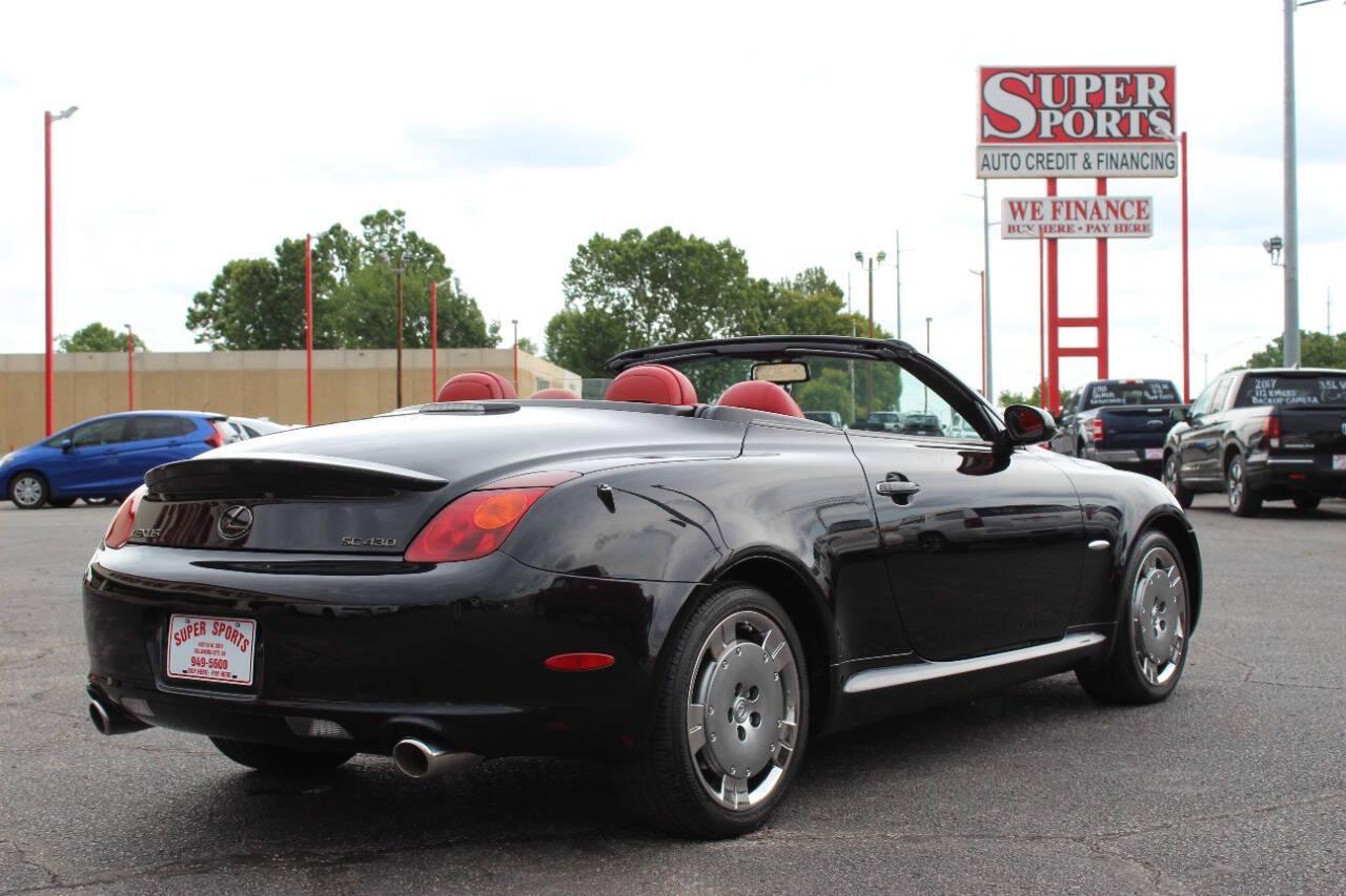 2005 Black Lexus SC 430 Convertible (JTHFN48YX50) with an 4.3L V8 4.3L V8 engine, Automatic 5-Speed transmission, located at 4301 NW 39th , Oklahoma City, OK, 73112, (405) 949-5600, 35.512135, -97.598671 - NO DRIVERS LICENCE -NO FULL COVERAGE INSURANCE - NO CREDIT CHECK. COME ON OVER TO SUPERSPORTS, TAKE A LOOK AND TEST DRIVE . PLEASE GIVE US A CALL AT (405) 949-5600. NO LICENCIA DE CONDUCIR - NO SEGURO DE COBERTURA TOTAL - NO VERIFICACION DE CREDITO. VISITENOS EN SUPERSPORTS, MIRE NUESTR - Photo#11