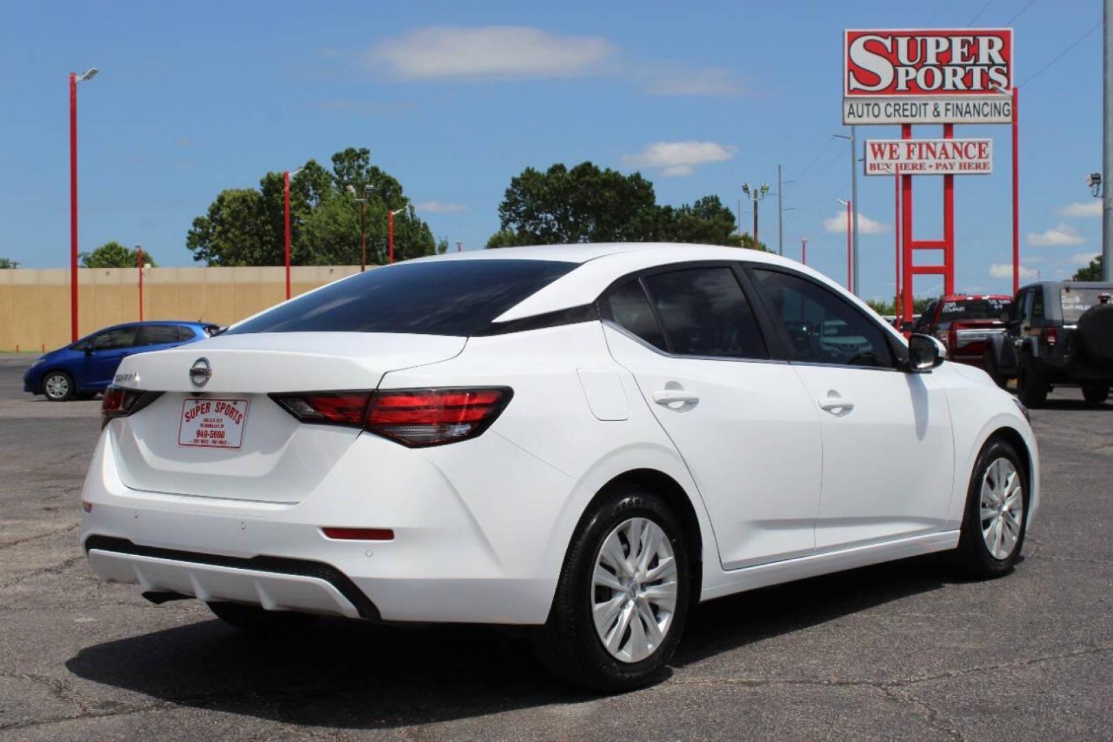 2023 White Nissan Sentra S (3N1AB8BV8PY) with an 1.8L L4 SFI DOHC 16V engine, CVT transmission, located at 4301 NW 39th , Oklahoma City, OK, 73112, (405) 949-5600, 35.512135, -97.598671 - NO DRIVERS LICENCE -NO FULL COVERAGE INSURANCE - NO CREDIT CHECK. COME ON OVER TO SUPERSPORTS, TAKE A LOOK AND TEST DRIVE. PLEASE GIVE US A CALL AT (405) 949-5600. NO LICENCIA DE CONDUCIR - NO SEGURO DE COBERTURA TOTAL - NO VERIFICACION DE CREDITO. VISITENOS EN SUPERSPORTS, MIRE NUESTRO - Photo#4