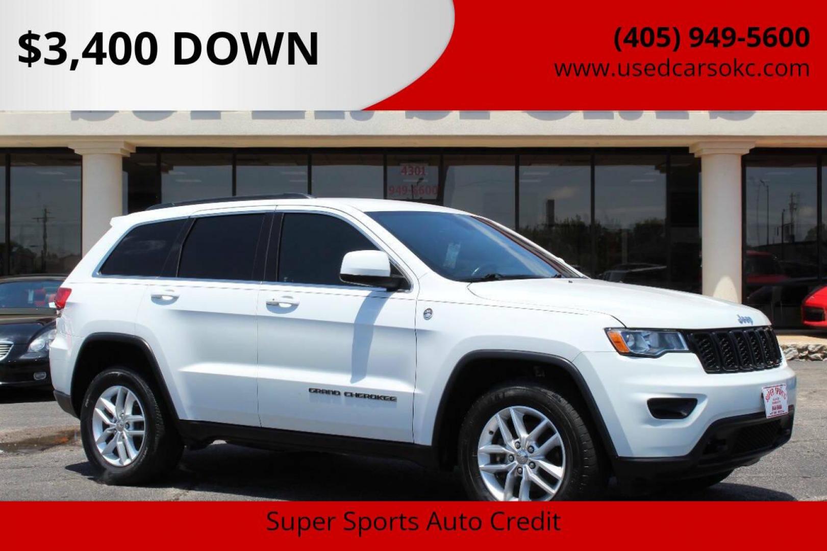 2017 White Jeep Grand Cherokee Laredo 4WD (1C4RJFAG9HC) with an 3.6L V6 DOHC 24V engine, 8A transmission, located at 4301 NW 39th , Oklahoma City, OK, 73112, (405) 949-5600, 35.512135, -97.598671 - NO DRIVERS LICENCE -NO FULL COVERAGE INSURANCE - NO CREDIT CHECK. COME ON OVER TO SUPERSPORTS, TAKE A LOOK AND TEST DRIVE. PLEASE GIVE US A CALL AT (405) 949-5600. NO LICENCIA DE CONDUCIR - NO SEGURO DE COBERTURA TOTAL - NO VERIFICACION DE CREDITO. VISITENOS EN SUPERSPORTS, MIRE NUESTRO - Photo#0