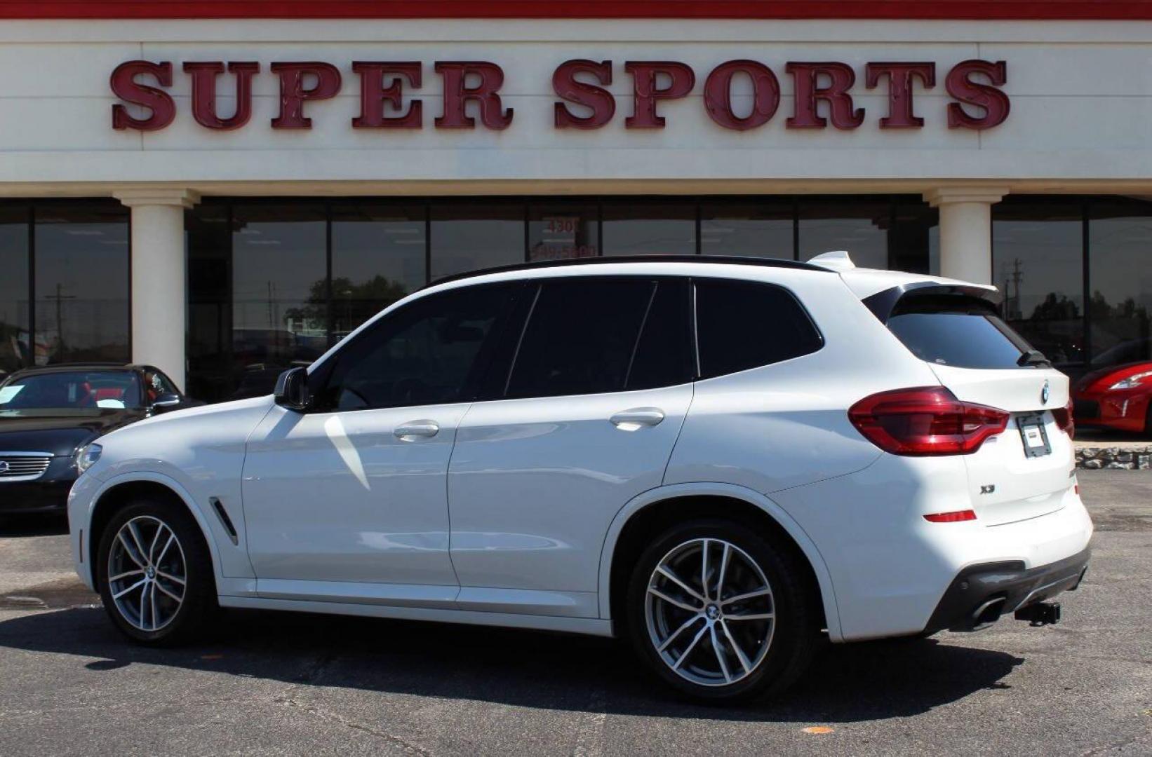 2018 White BMW X3 M40i (5UXTS3C51J0) with an 3.0L L6 DOHC 24V engine, 8A transmission, located at 4301 NW 39th , Oklahoma City, OK, 73112, (405) 949-5600, 35.512135, -97.598671 - Photo#5