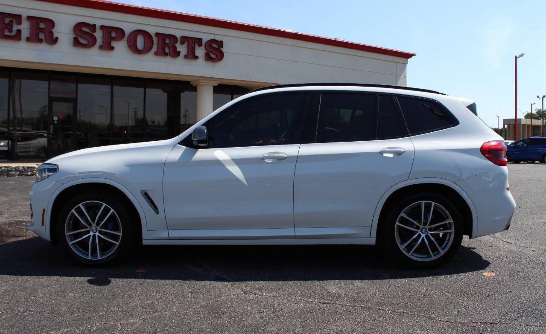 2018 White BMW X3 M40i (5UXTS3C51J0) with an 3.0L L6 DOHC 24V engine, 8A transmission, located at 4301 NW 39th , Oklahoma City, OK, 73112, (405) 949-5600, 35.512135, -97.598671 - Photo#6