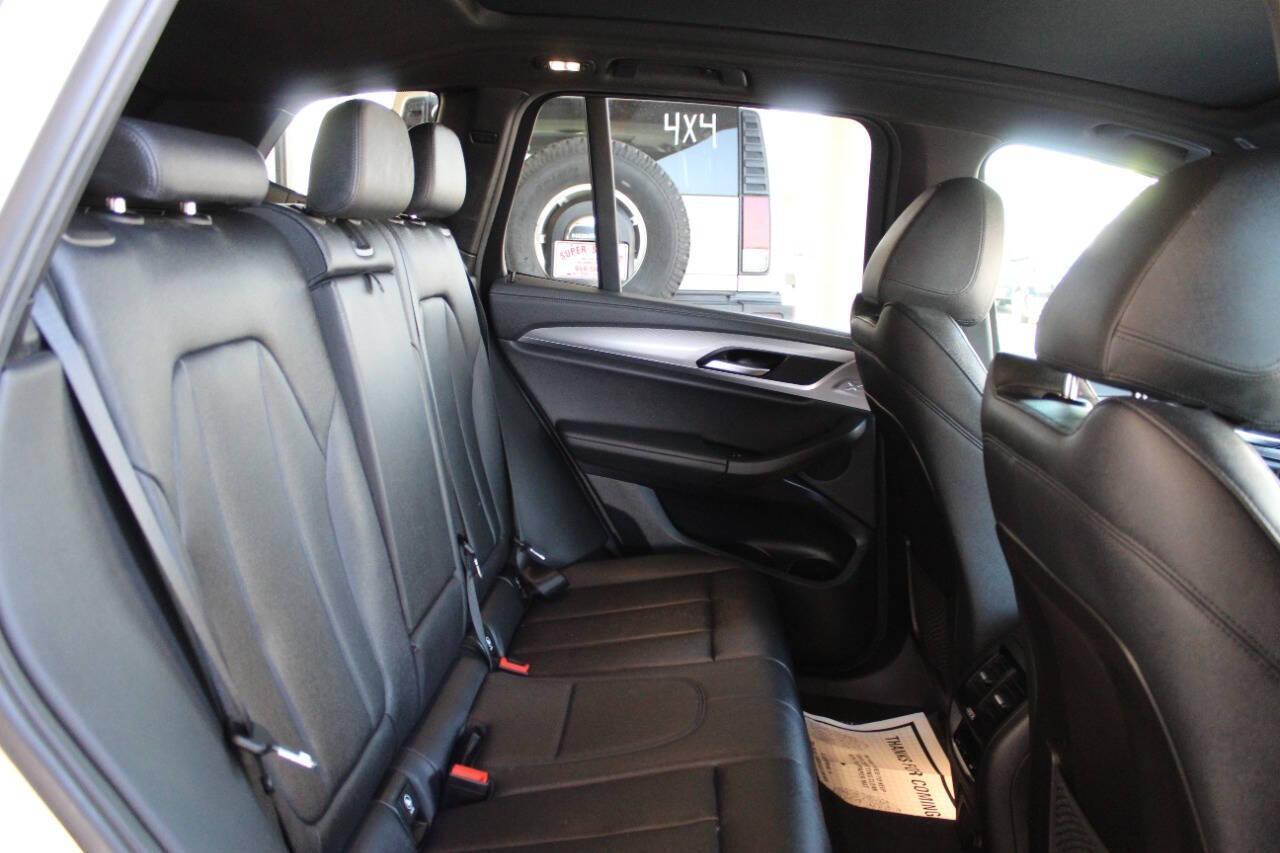 2018 White BMW X3 M40i (5UXTS3C51J0) with an 3.0L I6 Turbocharger 3.0L I6 engine, Automatic 8-Speed transmission, located at 4301 NW 39th , Oklahoma City, OK, 73112, (405) 949-5600, 35.512135, -97.598671 - NO DRIVERS LICENCE NO - FULL COVERAGE INSURANCE - NO CREDIT CHECK. COME ON OVER TO SUPERSPORTS AND TAKE A LOOK AND TEST DRIVE. PLEASE GIVE US A CALL AT (405) 949-5600. NO LICENCIA DE CONDUCIR - NO SEGURO DE COBERTURA TOTAL - NO VERIFICACION DE CREDITO. VISITENOS EN SUPERSPORTS, MIRE NUE - Photo#10