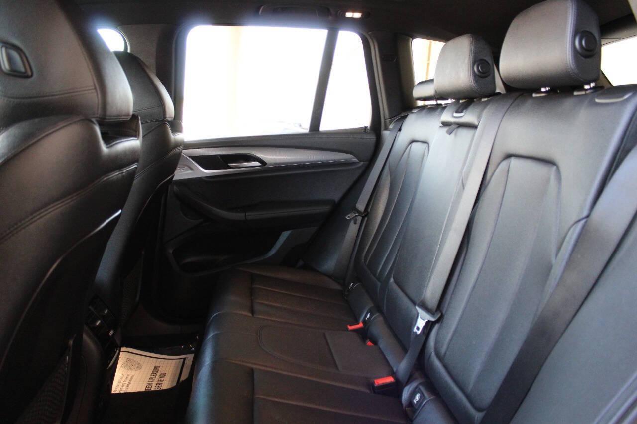 2018 White BMW X3 M40i (5UXTS3C51J0) with an 3.0L I6 Turbocharger 3.0L I6 engine, Automatic 8-Speed transmission, located at 4301 NW 39th , Oklahoma City, OK, 73112, (405) 949-5600, 35.512135, -97.598671 - NO DRIVERS LICENCE NO - FULL COVERAGE INSURANCE - NO CREDIT CHECK. COME ON OVER TO SUPERSPORTS AND TAKE A LOOK AND TEST DRIVE. PLEASE GIVE US A CALL AT (405) 949-5600. NO LICENCIA DE CONDUCIR - NO SEGURO DE COBERTURA TOTAL - NO VERIFICACION DE CREDITO. VISITENOS EN SUPERSPORTS, MIRE NUE - Photo#13