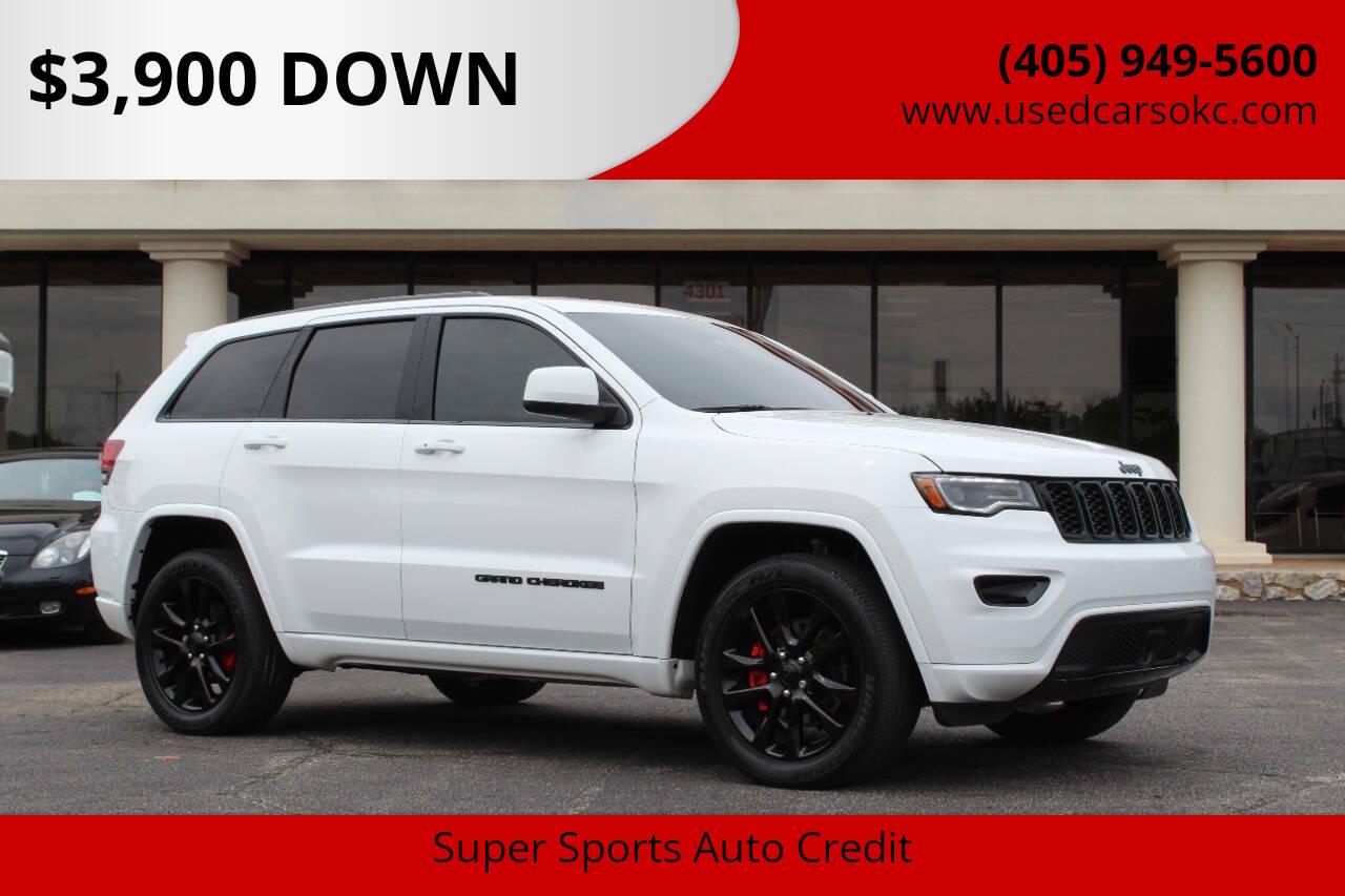 photo of 2021 Jeep Grand Cherokee Laredo E 4WD