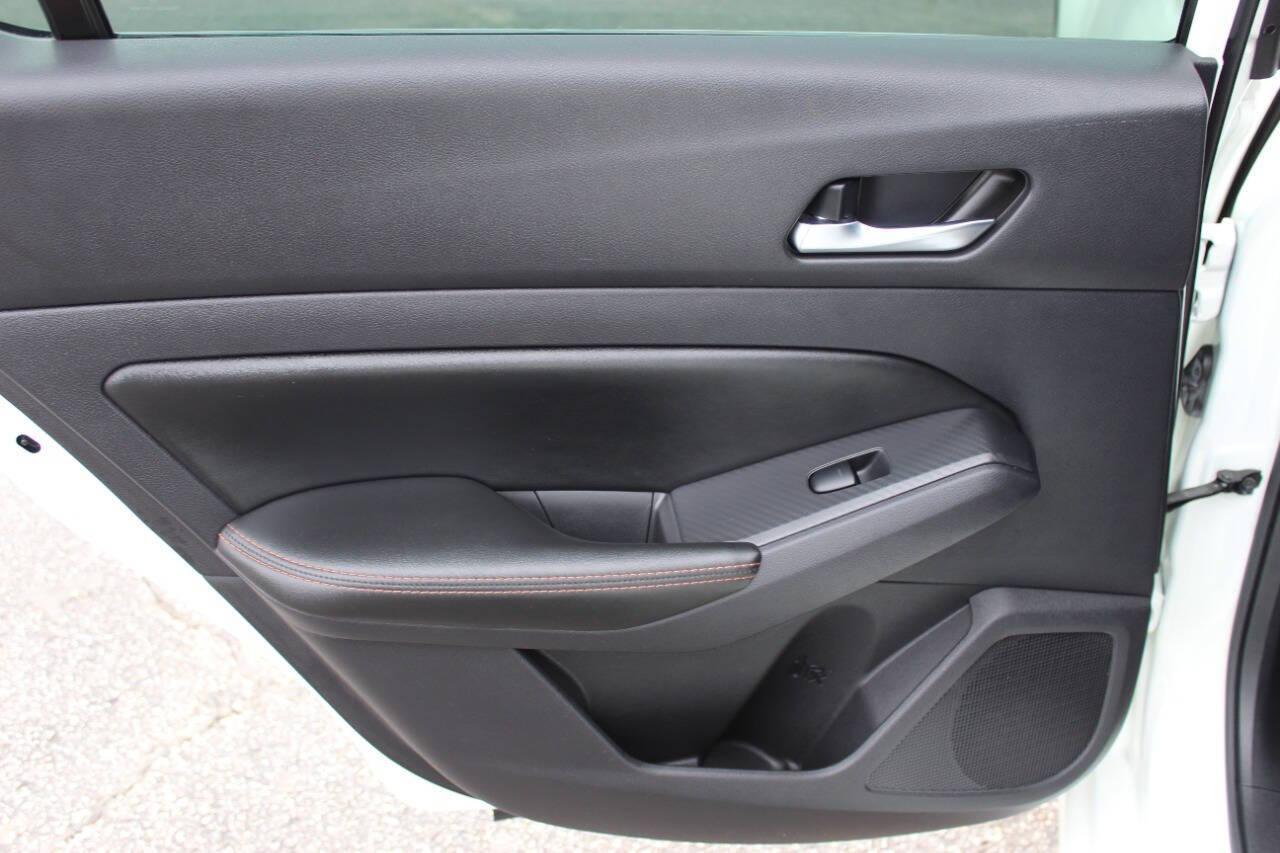 2020 White Nissan Altima 2.5 SR (1N4BL4CV8LC) with an 2.5L L4 DOHC 16V engine, CVT transmission, located at 4301 NW 39th , Oklahoma City, OK, 73112, (405) 949-5600, 35.512135, -97.598671 - NO DRIVERS LICENCE -NO FULL COVERAGE INSURANCE - NO CREDIT CHECK. COME ON OVER TO SUPERSPORTS, TAKE A LOOK AND TEST DRIVE. PLEASE GIVE US A CALL AT (405) 949-5600. NO LICENCIA DE CONDUCIR - NO SEGURO DE COBERTURA TOTAL - NO VERIFICACION DE CREDITO. VISITENOS EN SUPERSPORTS, MIRE NUESTRO - Photo#14