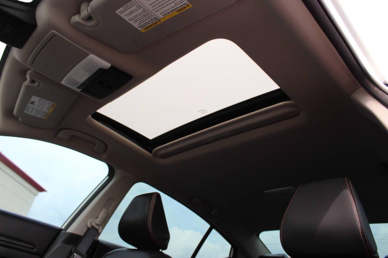 2020 White Nissan Altima 2.5 SR (1N4BL4CV8LC) with an 2.5L L4 DOHC 16V engine, CVT transmission, located at 4301 NW 39th , Oklahoma City, OK, 73112, (405) 949-5600, 35.512135, -97.598671 - NO DRIVERS LICENCE -NO FULL COVERAGE INSURANCE - NO CREDIT CHECK. COME ON OVER TO SUPERSPORTS, TAKE A LOOK AND TEST DRIVE. PLEASE GIVE US A CALL AT (405) 949-5600. NO LICENCIA DE CONDUCIR - NO SEGURO DE COBERTURA TOTAL - NO VERIFICACION DE CREDITO. VISITENOS EN SUPERSPORTS, MIRE NUESTRO - Photo#17