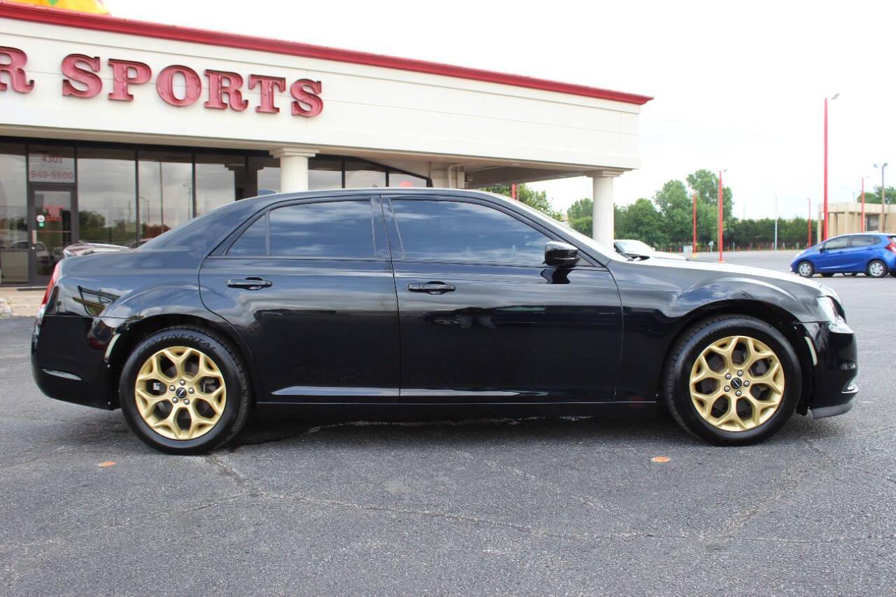 2017 Black Chrysler 300 S V6 AWD (2C3CCAGG1HH) with an 3.6L V6 3.6L V6 engine, Automatic 8-Speed transmission, located at 4301 NW 39th , Oklahoma City, OK, 73112, (405) 949-5600, 35.512135, -97.598671 - NO DRIVERS LICENCE -NO FULL COVERAGE INSURANCE - NO CREDIT CHECK. COME ON OVER TO SUPERSPORTS, TAKE A LOOK AND TEST DRIVE. PLEASE GIVE US A CALL AT (405) 949-5600. NO LICENCIA DE CONDUCIR - NO SEGURO DE COBERTURA TOTAL - NO VERIFICACION DE CREDITO. VISITENOS EN SUPERSPORTS, MIRE NUESTRO N - Photo#2