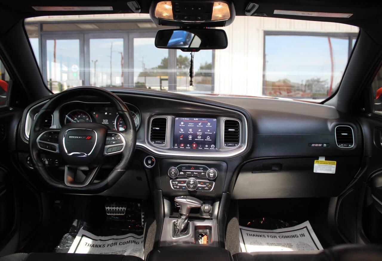 2021 Orange Dodge Charger Scat Pack (2C3CDXGJ8MH) with an 6.4L V8 OHV 16V engine, 8A transmission, located at 4301 NW 39th , Oklahoma City, OK, 73112, (405) 949-5600, 35.512135, -97.598671 - NO DRIVERS LICENCE -NO FULL COVERAGE INSURANCE - NO CREDIT CHECK. COME ON OVER TO SUPERSPORTS, TAKE A LOOK AND TEST DRIVE. PLEASE GIVE US A CALL AT (405) 949-5600. NO LICENCIA DE CONDUCIR - NO SEGURO DE COBERTURA TOTAL - NO VERIFICACION DE CREDITO. VISITENOS EN SUPERSPORTS, MIRE NUESTRO - Photo#18