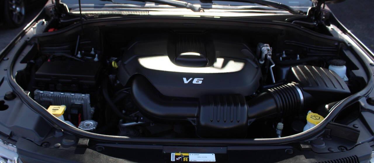 2015 Charcoal Jeep Grand Cherokee Laredo 4WD (1C4RJFAG9FC) with an 3.6L V6 DOHC 24V engine, 8-Speed Automatic transmission, located at 4301 NW 39th , Oklahoma City, OK, 73112, (405) 949-5600, 35.512135, -97.598671 - NO DRIVERS LICENCE -NO FULL COVERAGE INSURANCE - NO CREDIT CHECK. COME ON OVER TO SUPERSPORTS, TAKE A LOOK AND TEST DRIVE. PLEASE GIVE US A CALL AT (405) 949-5600. NO LICENCIA DE CONDUCIR - NO SEGURO DE COBERTURA TOTAL - NO VERIFICACION DE CREDITO. VISITENOS EN SUPERSPORTS, MIRE NUESTRO - Photo#7