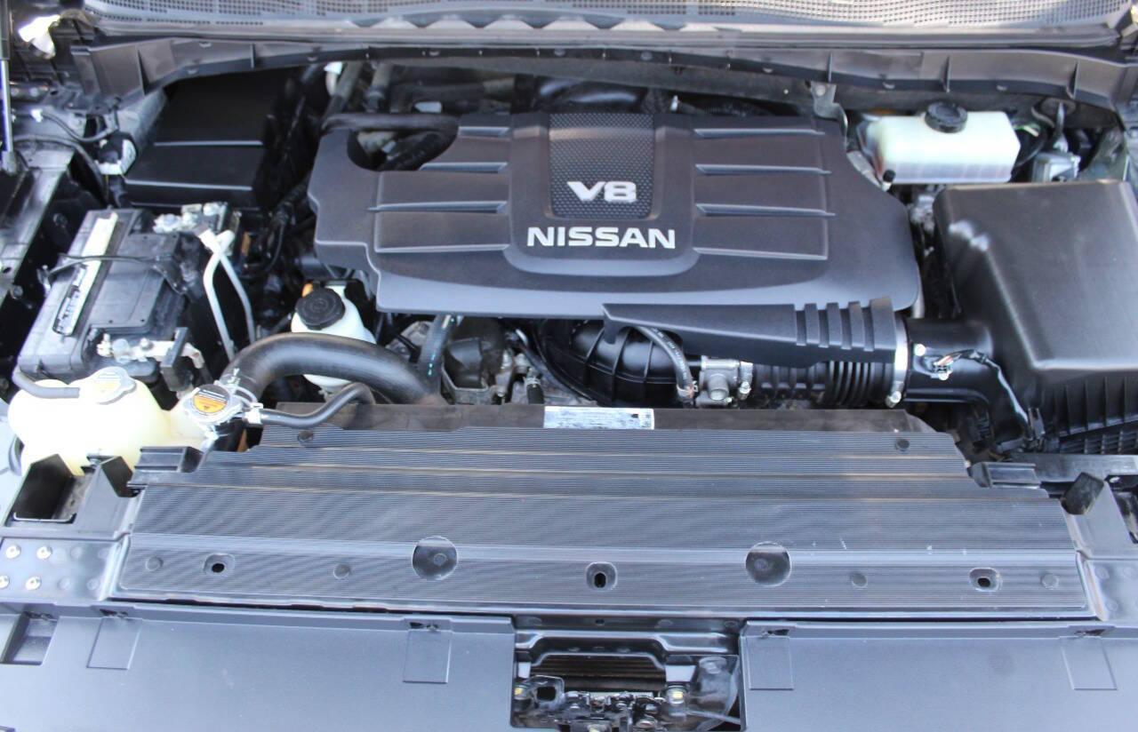 2017 Tan Nissan Titan Platinum Reserve Crew Cab 4WD (1N6AA1E57HN) with an 5.6L V8 5.6L V8 engine, Automatic 7-Speed transmission, located at 4301 NW 39th , Oklahoma City, OK, 73112, (405) 949-5600, 35.512135, -97.598671 - NO DRIVERS LICENCE -NO FULL COVERAGE INSURANCE - NO CREDIT CHECK. COME ON OVER TO SUPERSPORTS, TAKE A LOOK AND TEST DRIVE. PLEASE GIVE US A CALL AT (405) 949-5600. NO LICENCIA DE CONDUCIR - NO SEGURO DE COBERTURA TOTAL - NO VERIFICACION DE CREDITO. VISITENOS EN SUPERSPORTS, MIRE NUESTRO - Photo#7