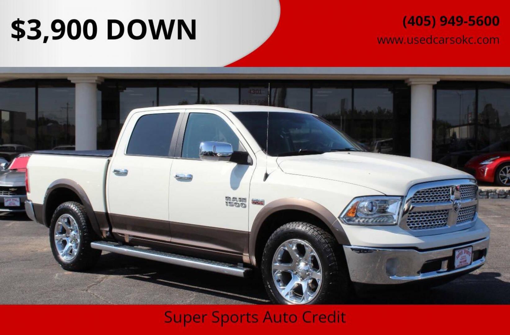 2017 White RAM 1500 Laramie Crew Cab SWB 4WD (1C6RR7NT5HS) with an 5.7L V8 OHV 16V engine, 8A transmission, located at 4301 NW 39th , Oklahoma City, OK, 73112, (405) 949-5600, 35.512135, -97.598671 - NO DRIVERS LICENCE -NO FULL COVERAGE INSURANCE - NO CREDIT CHECK. COME ON OVER TO SUPERSPORTS, TAKE A LOOK AND TEST DRIVE. PLEASE GIVE US A CALL AT (405) 949-5600. NO LICENCIA DE CONDUCIR - NO SEGURO DE COBERTURA TOTAL - NO VERIFICACION DE CREDITO. VISITENOS EN SUPERSPORTS, MIRE - Photo#0