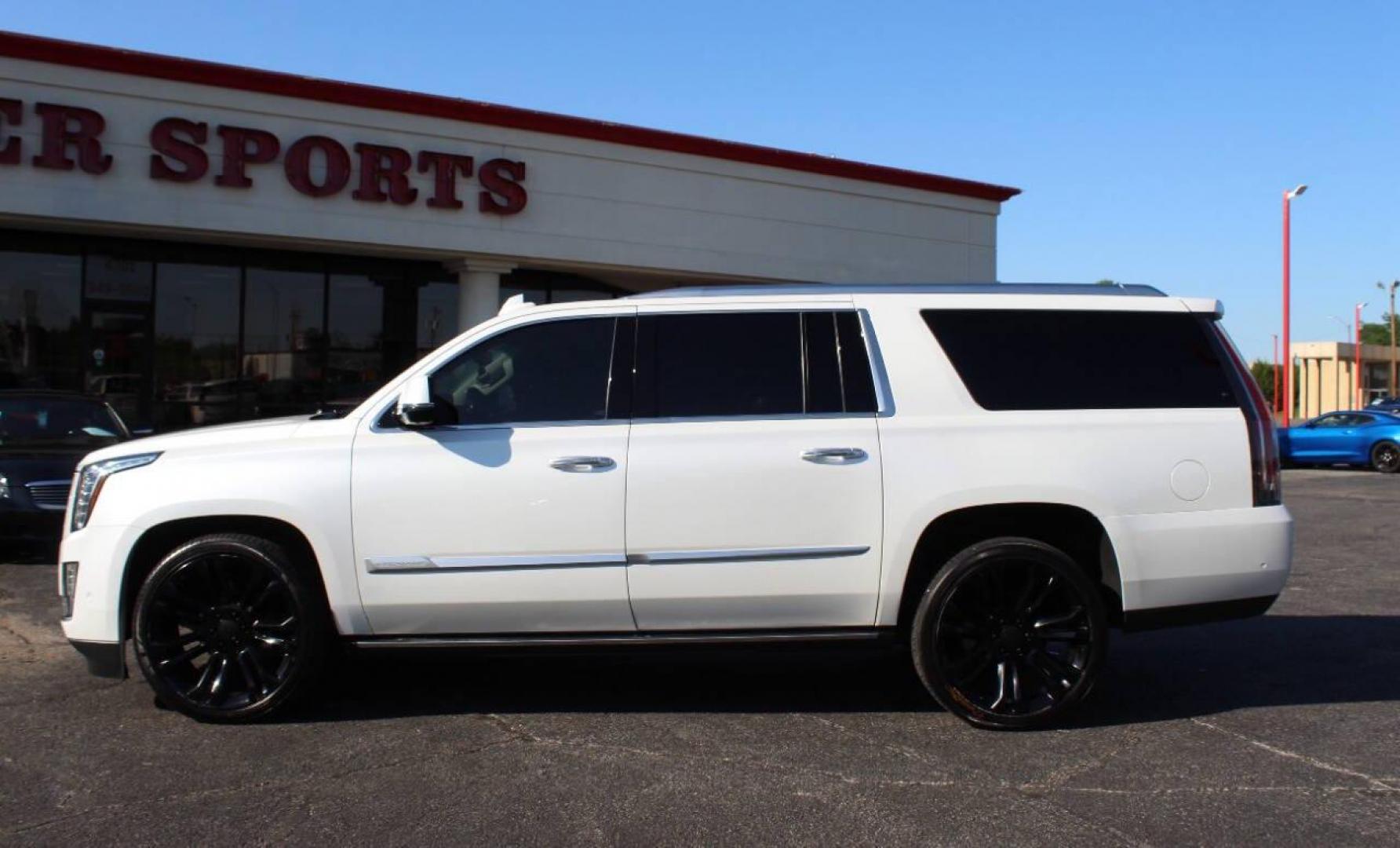 2019 White Cadillac Escalade ESV Premium 4WD (1GYS4JKJ2KR) with an 6.2L V8 OHV 16V FFV engine, 10A transmission, located at 4301 NW 39th , Oklahoma City, OK, 73112, (405) 949-5600, 35.512135, -97.598671 - Photo#6